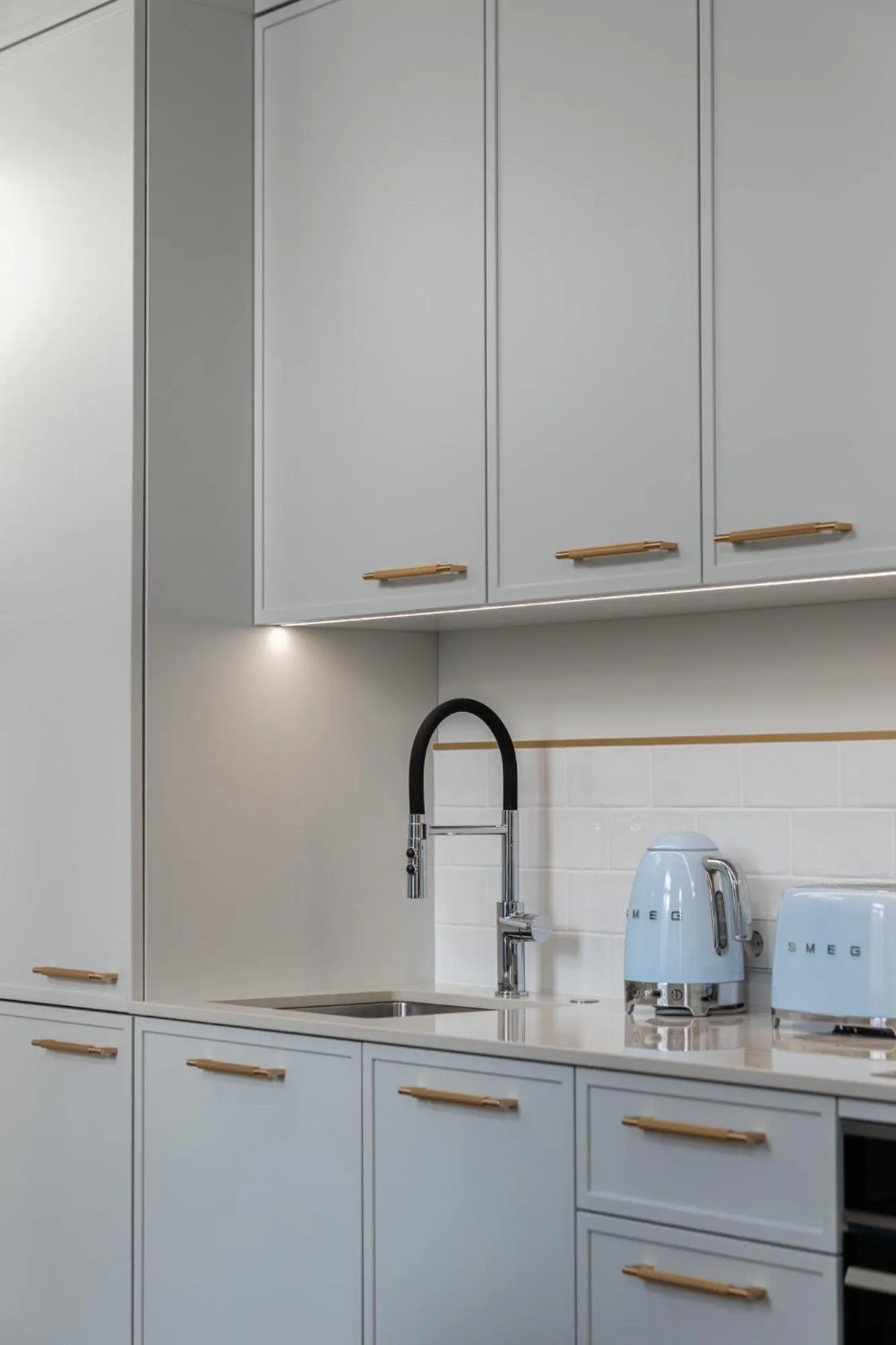 Roze Center Apartments