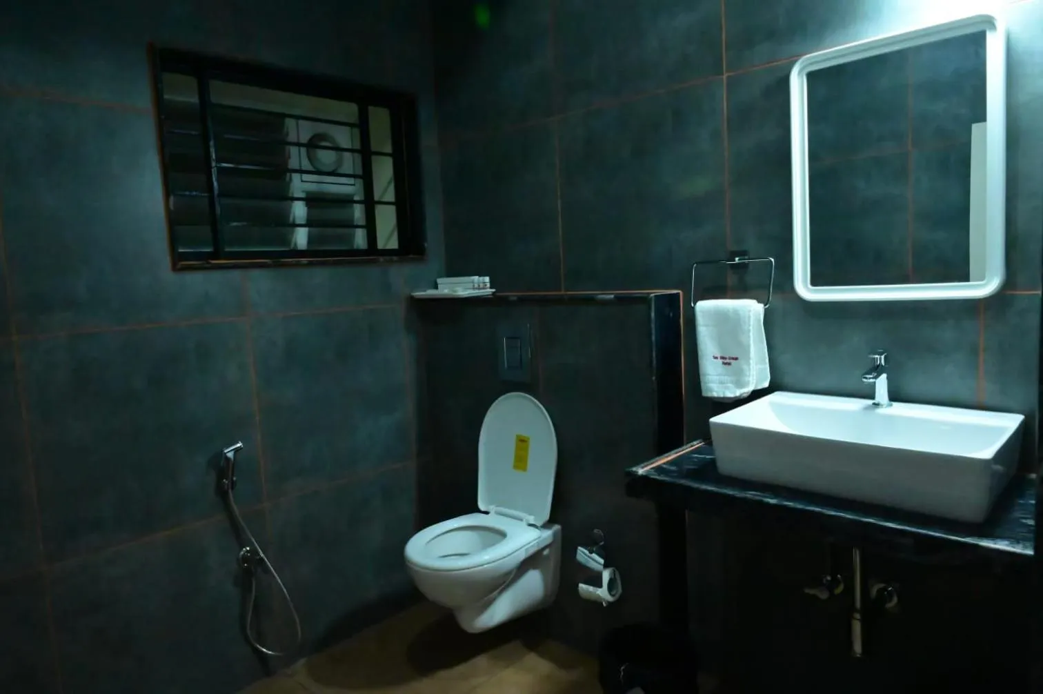 Toilet in Sunshine International Boarding & Lodging