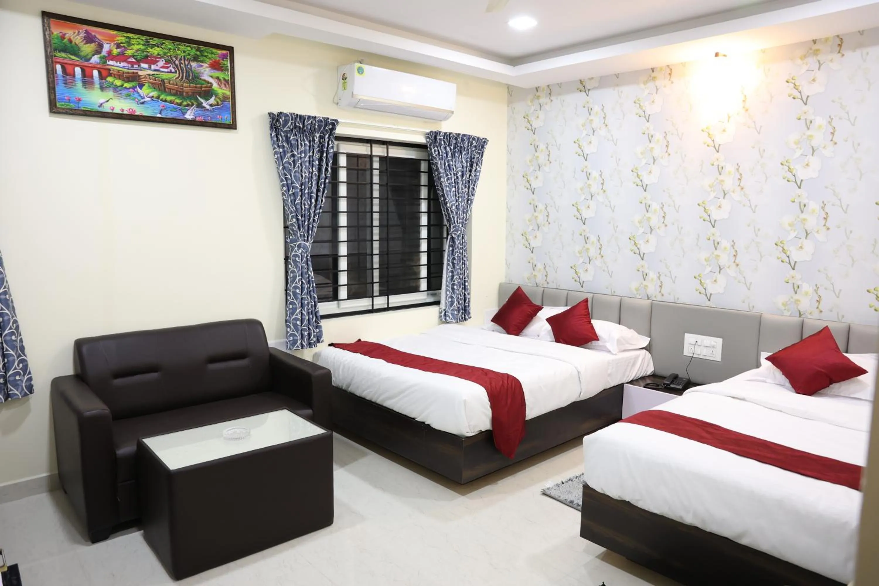 Nearby landmark, Bed in Sunshine International Boarding & Lodging