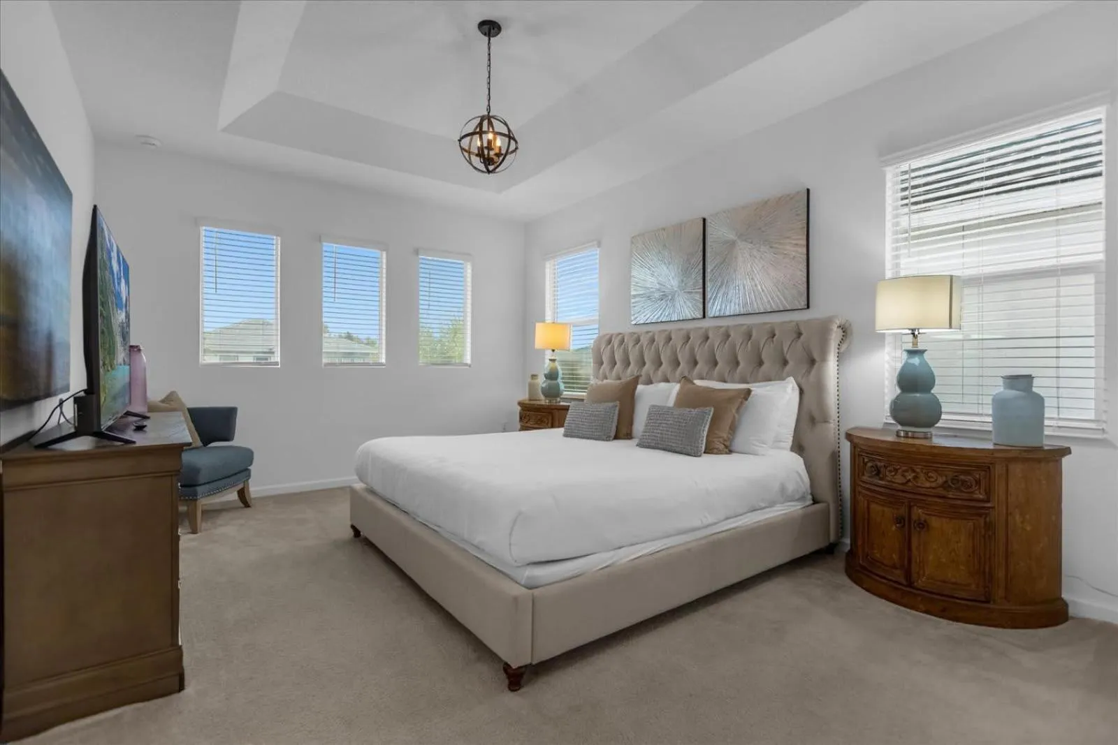 Bed in 5BR Family Home with Pool & Hot Tub Near Disney