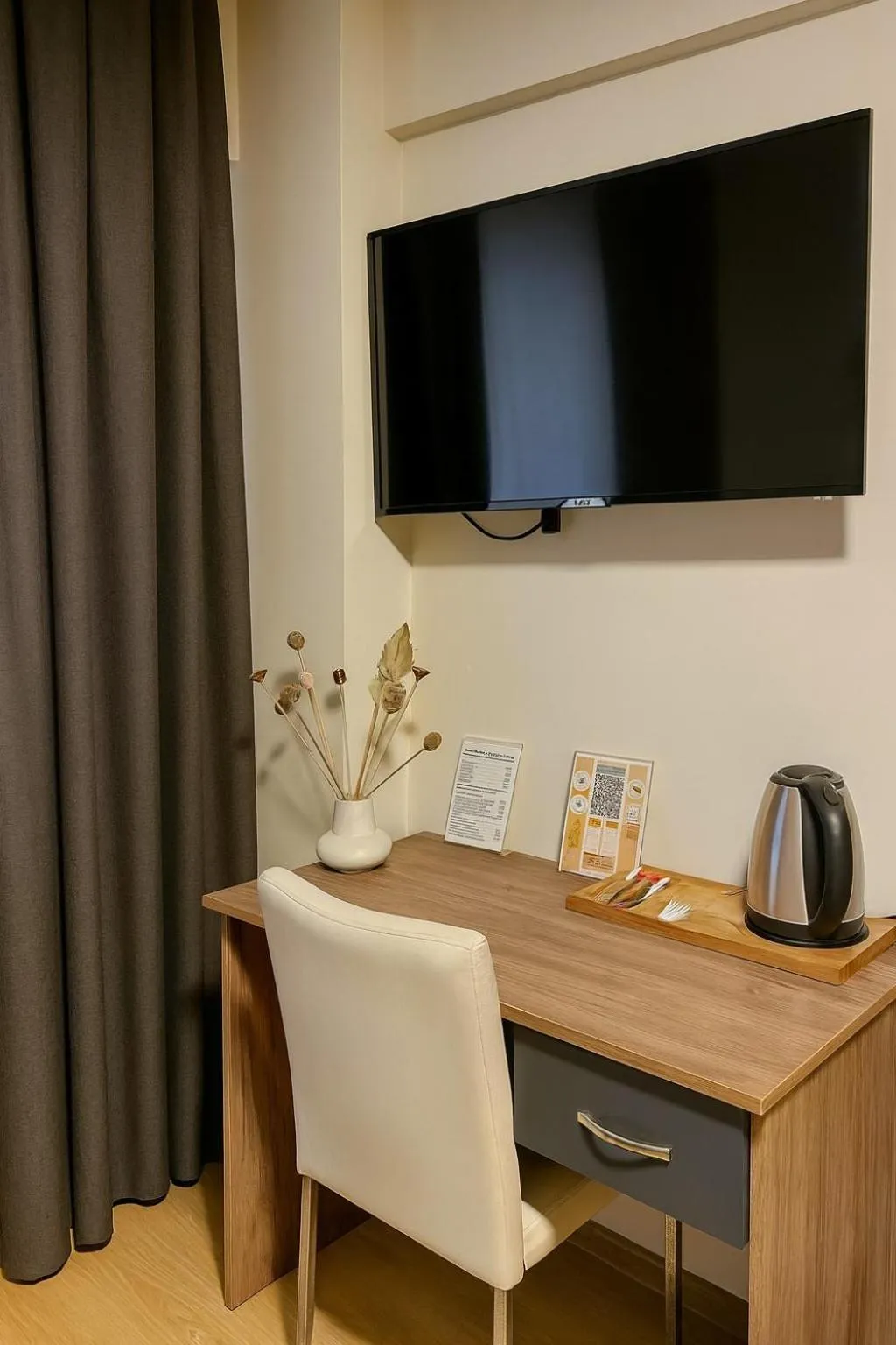 TV and multimedia in Elite Marmara Boutique Hotel Sultanahmet