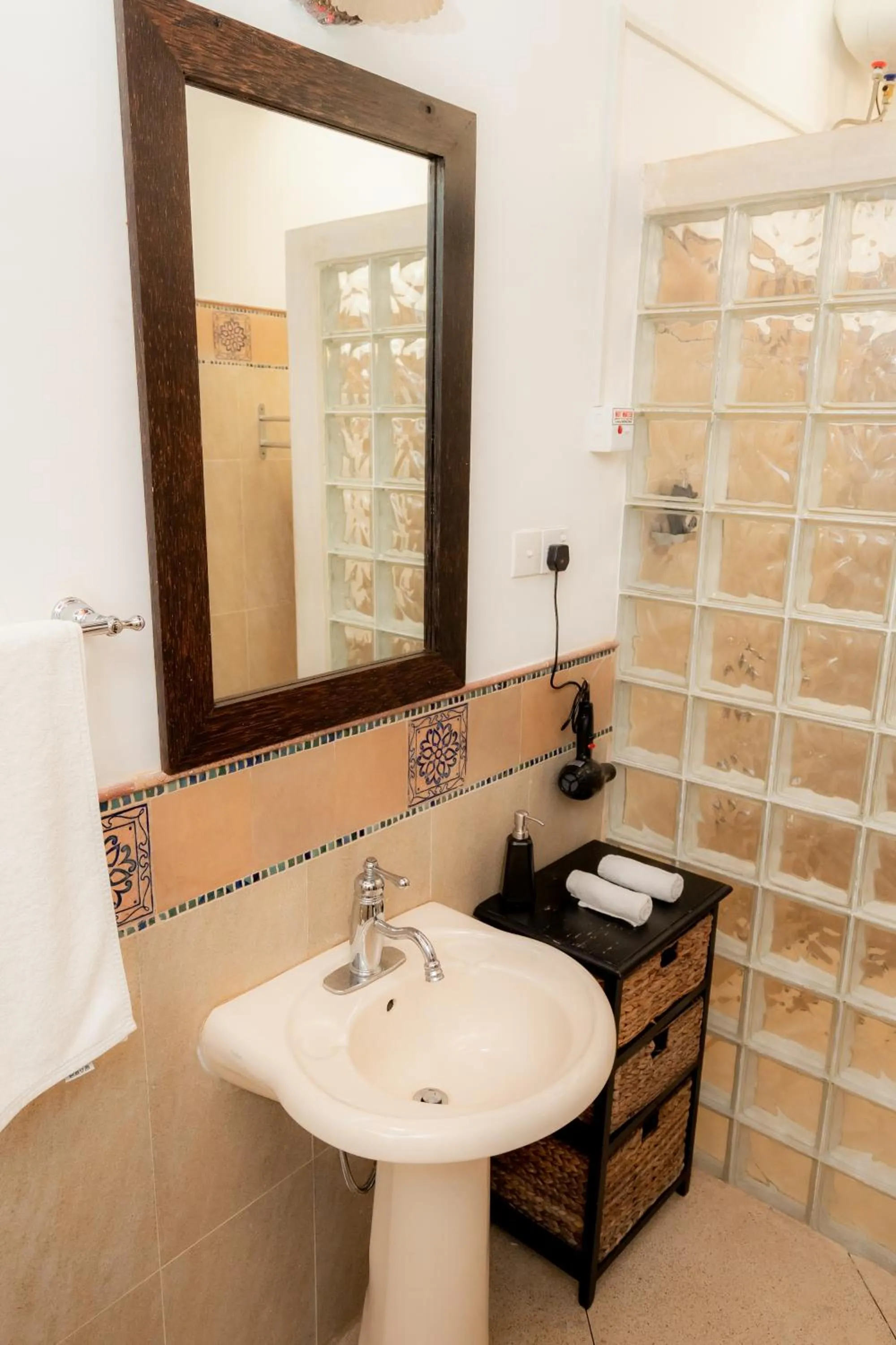 Shower in GALLE HERITAGE VILLA