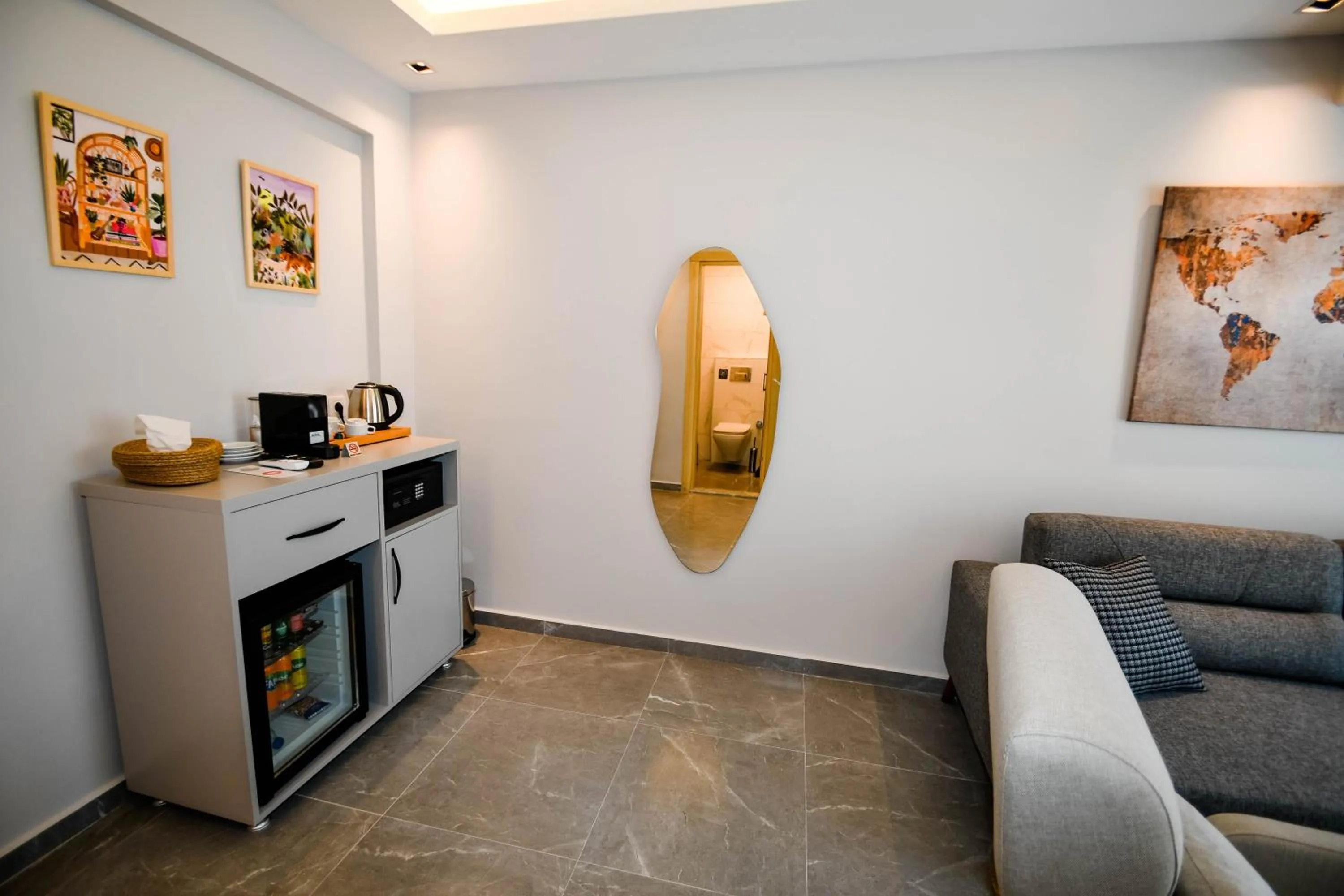 Seating area in Swan Boutique Hotel