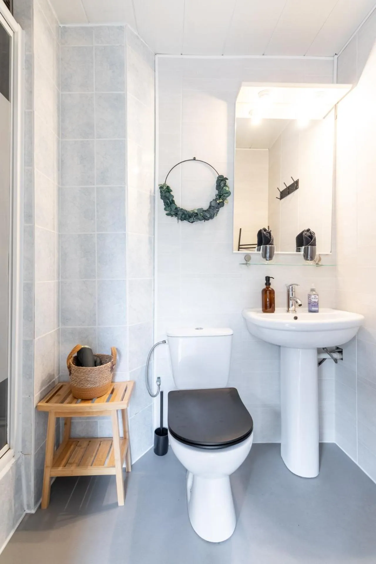 Bathroom in Hotel Entree - Canal View Bruges