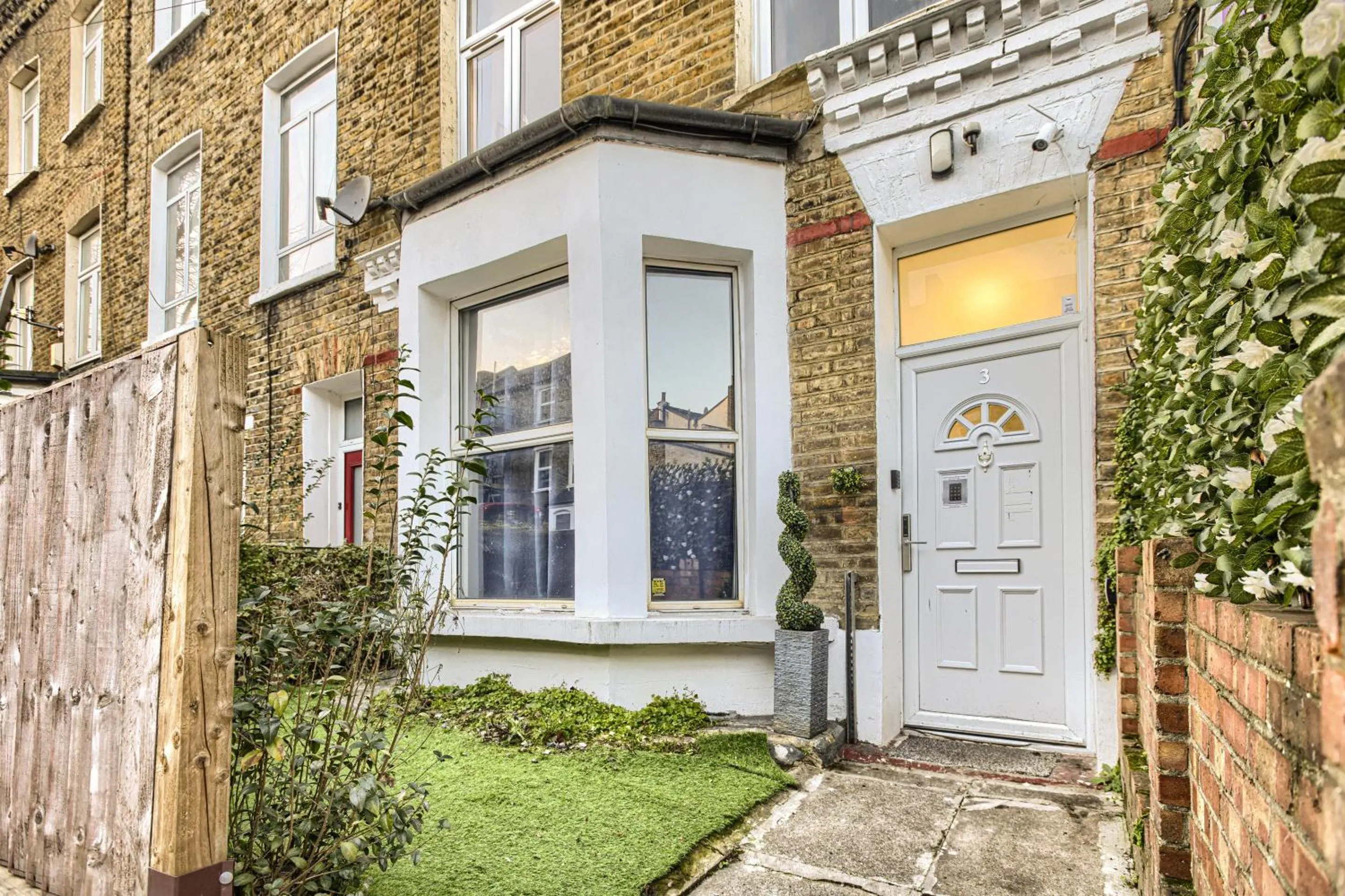 Garden in The Finsbury Deluxe Apartments