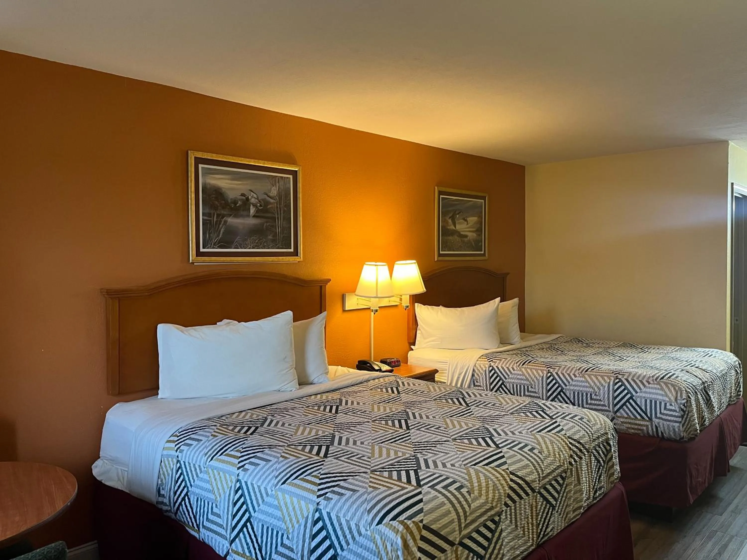 Bedroom, Bed in Motel 6 Morrilton, AR