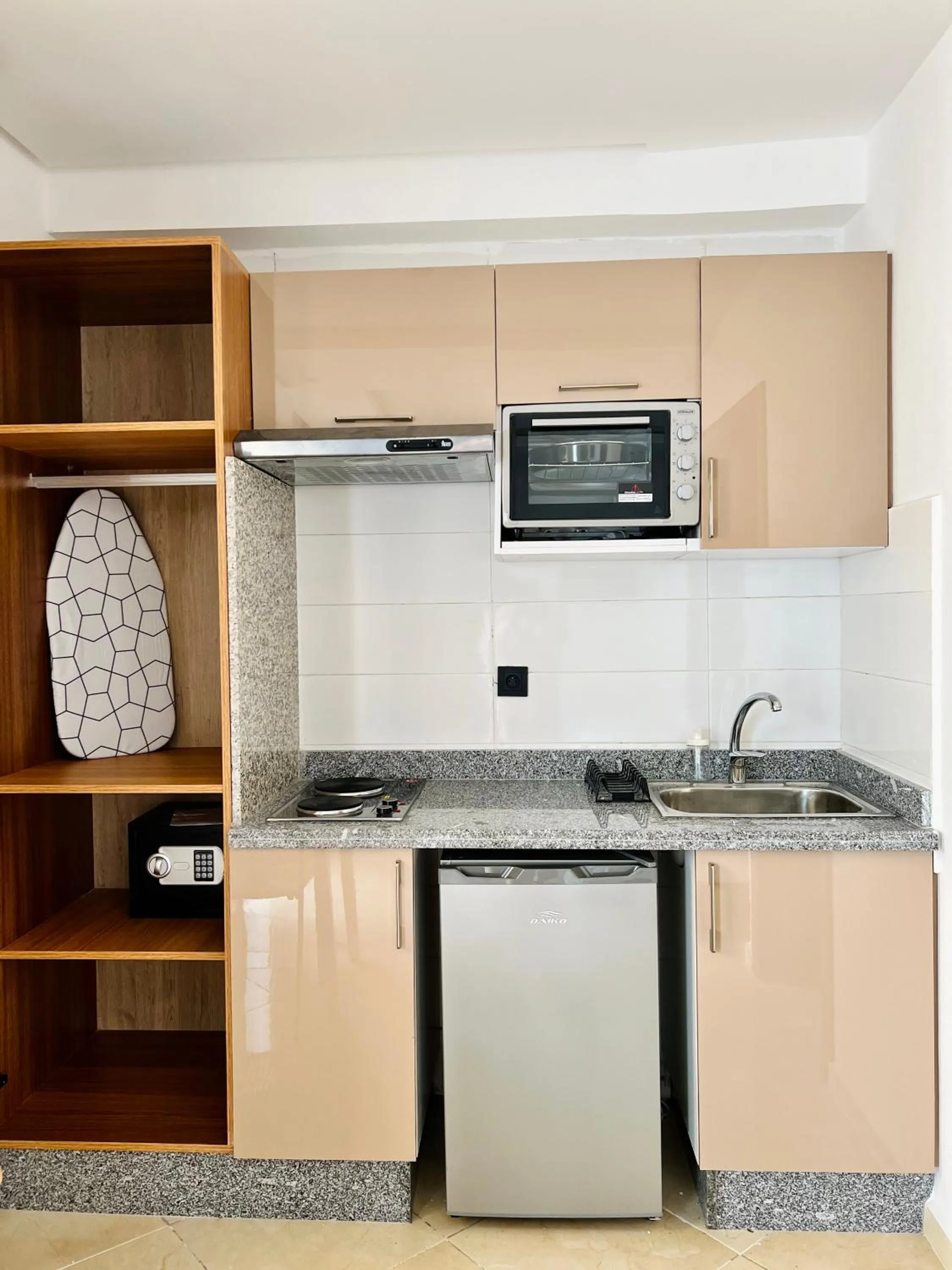 Kitchen or kitchenette in MyCity