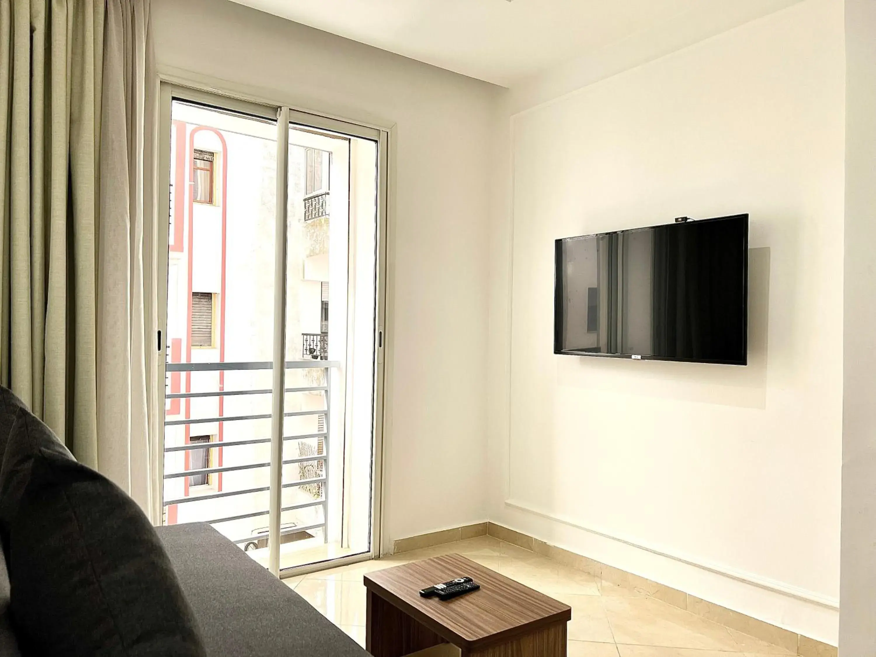 One-Bedroom Apartment in MyCity One-Bedroom Apartment in MyCity