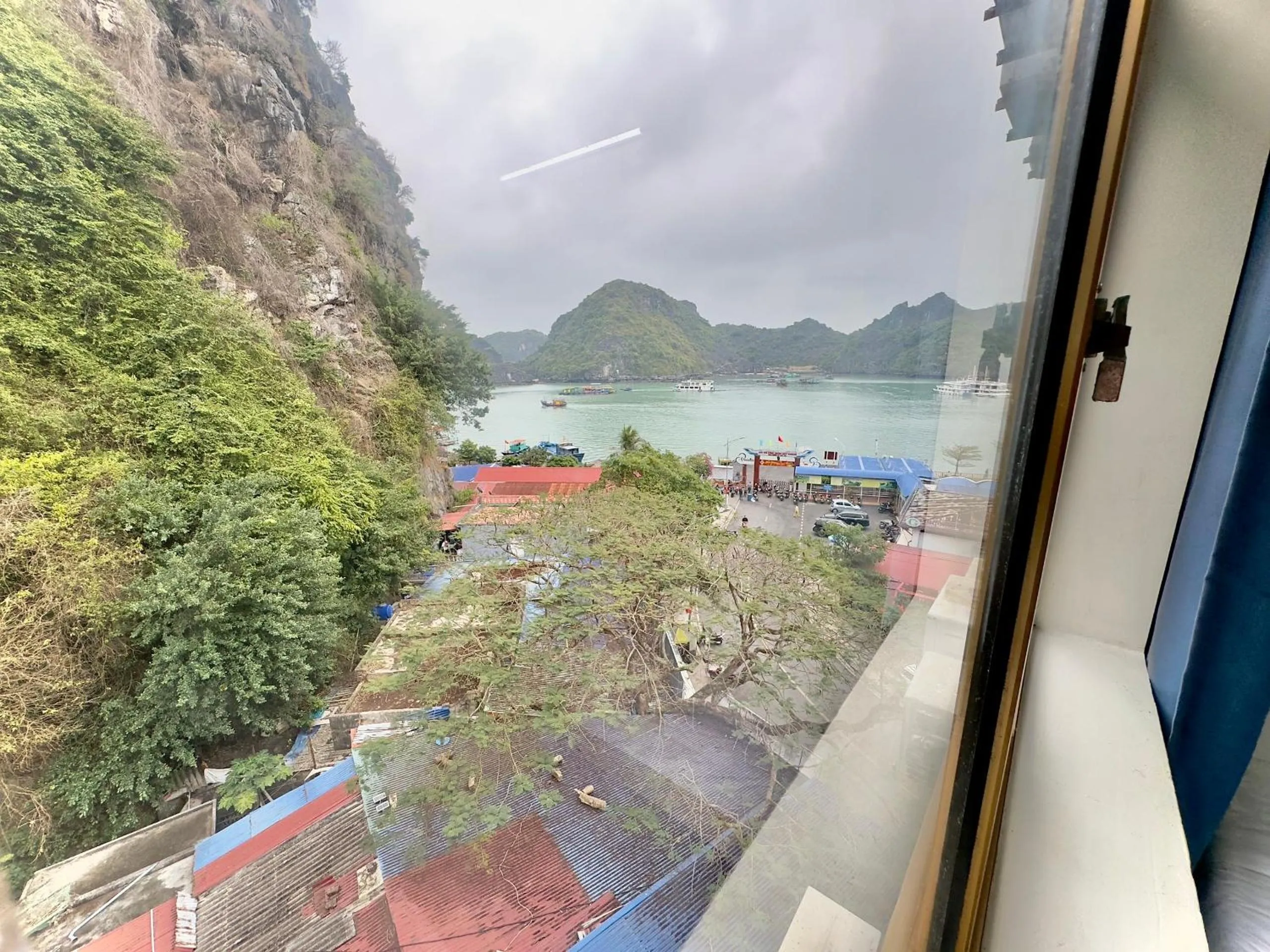 Natural landscape in Cat Ba Plaza Hotel