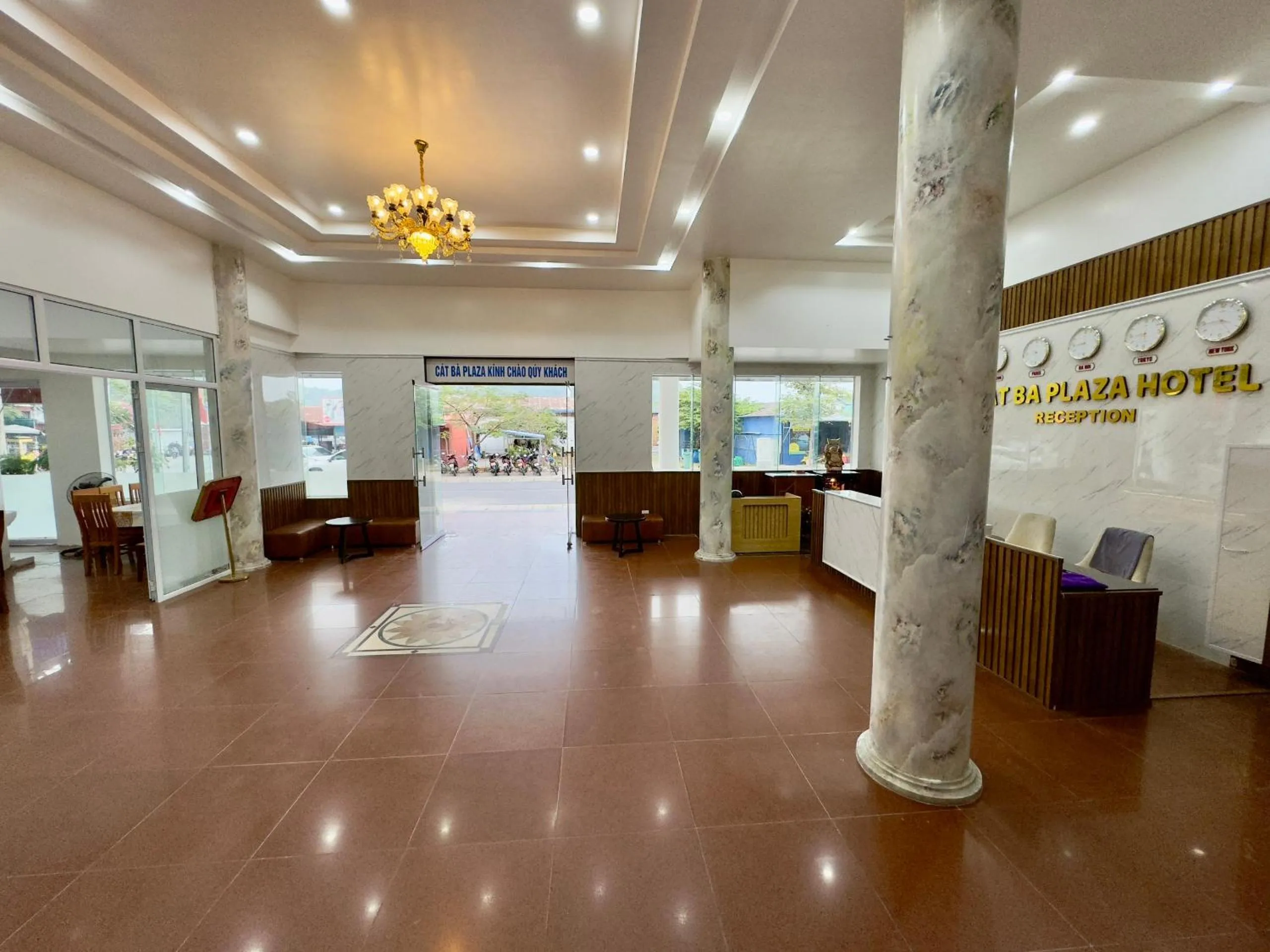 Lobby or reception in Cat Ba Plaza Hotel