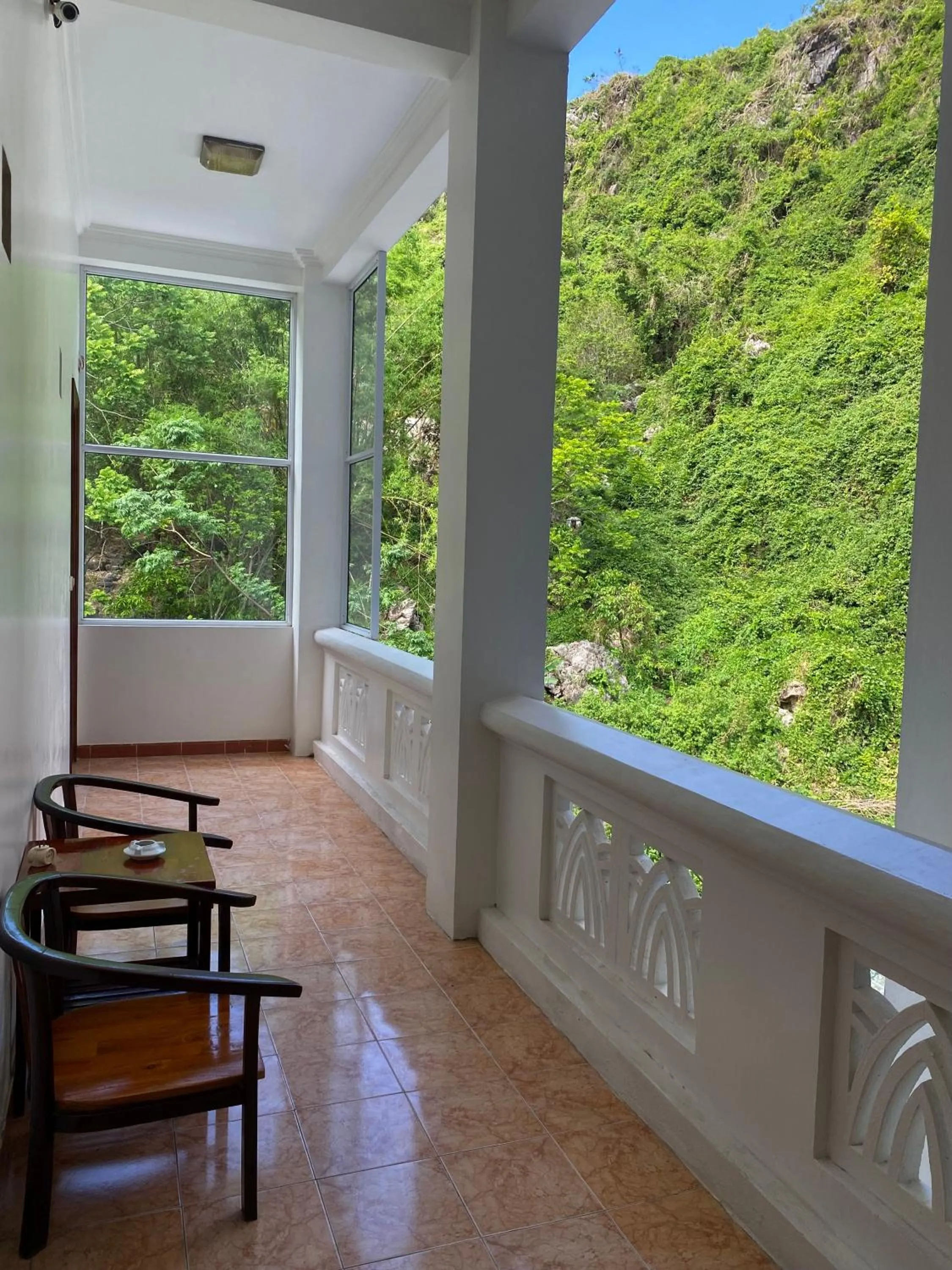 Balcony/Terrace in Cat Ba Plaza Hotel