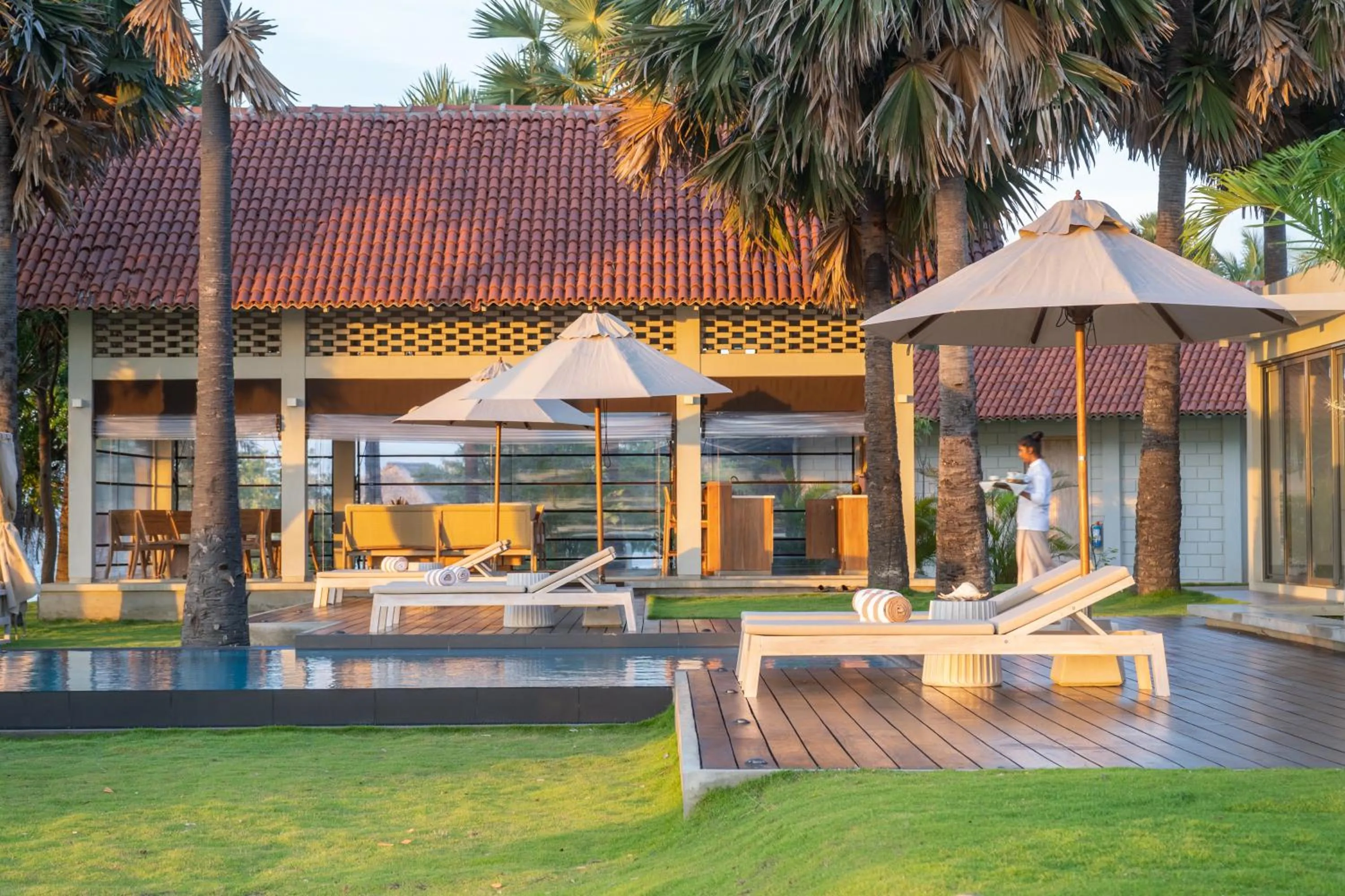 Swimming pool in Koddu Kalpitiya