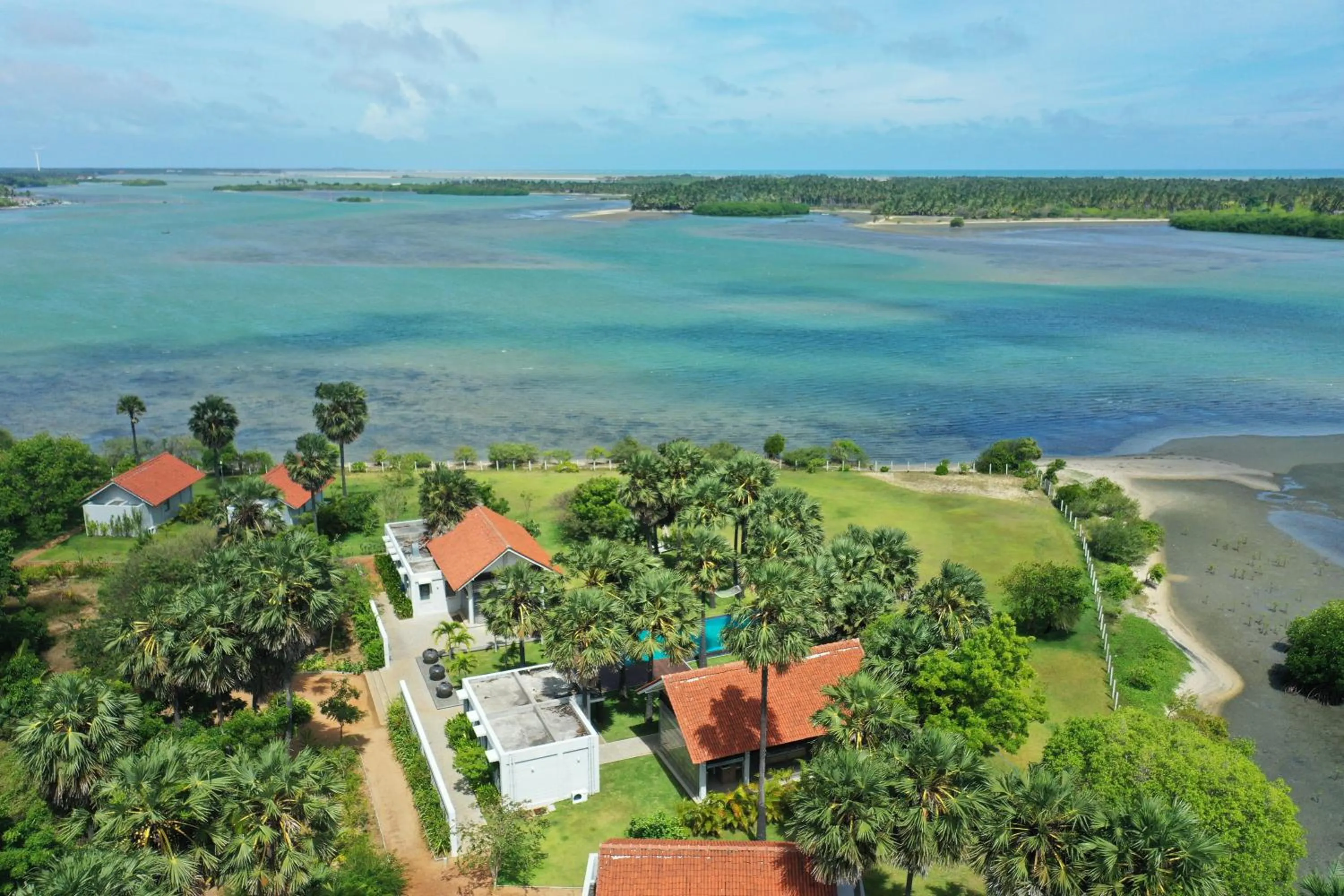 Property building in Koddu Kalpitiya