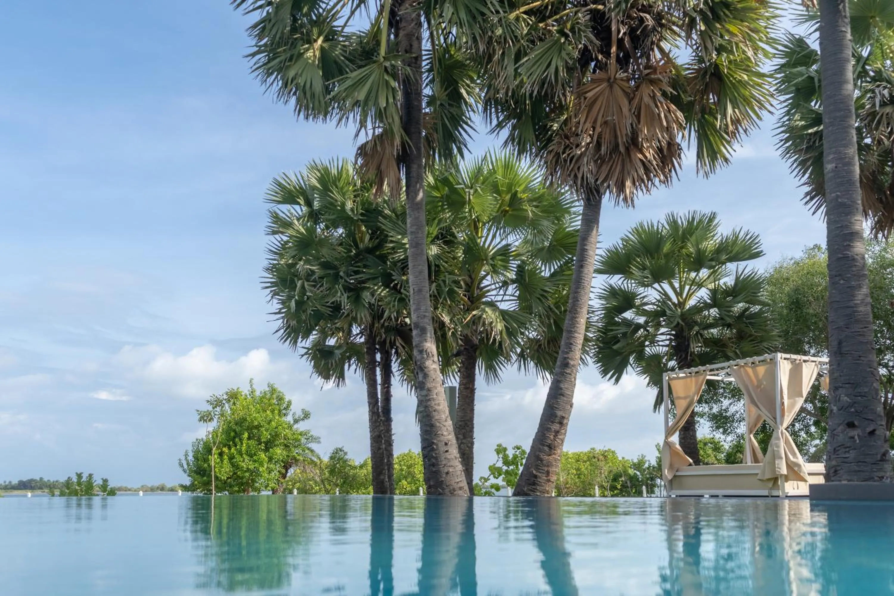 Garden view in Koddu Kalpitiya