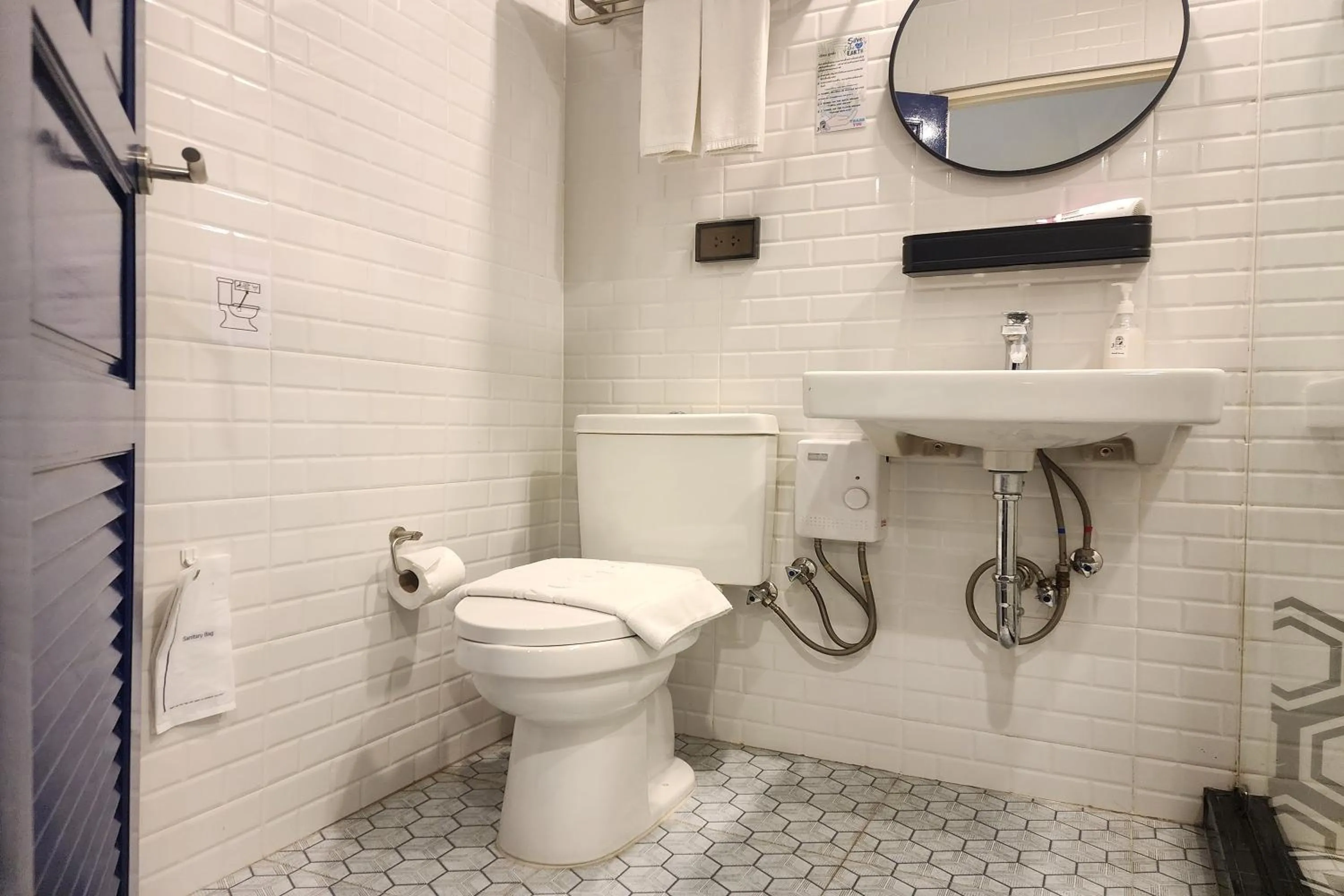 Bathroom in J PLACE HOTEL