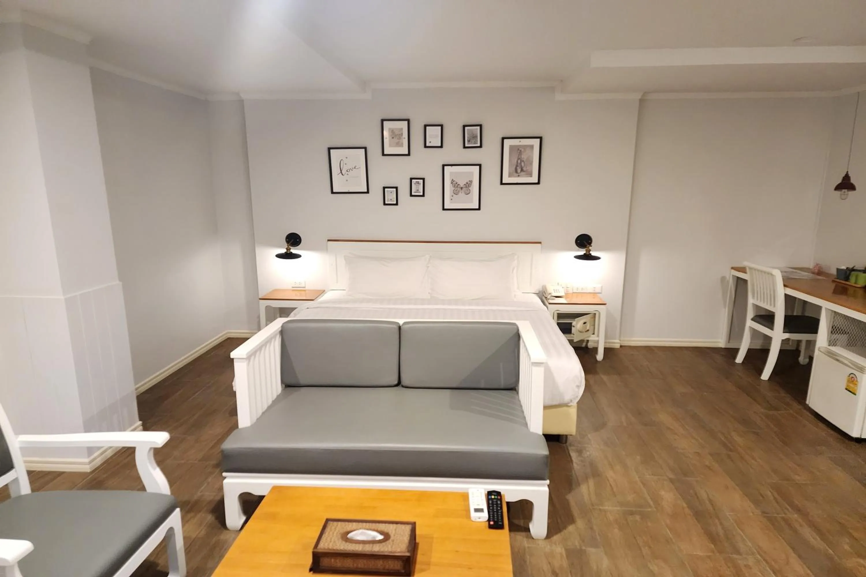 Bedroom, Bed in J PLACE HOTEL