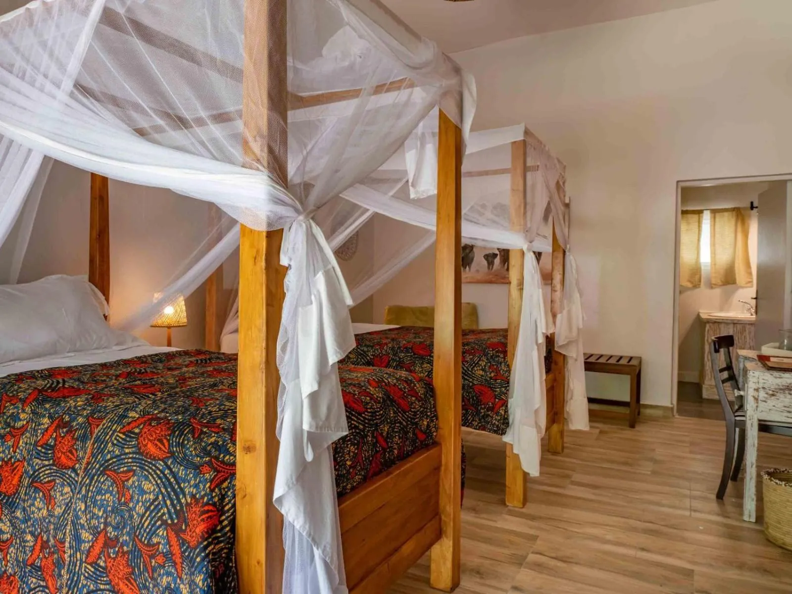 Bed in Mount Meru Game Lodge