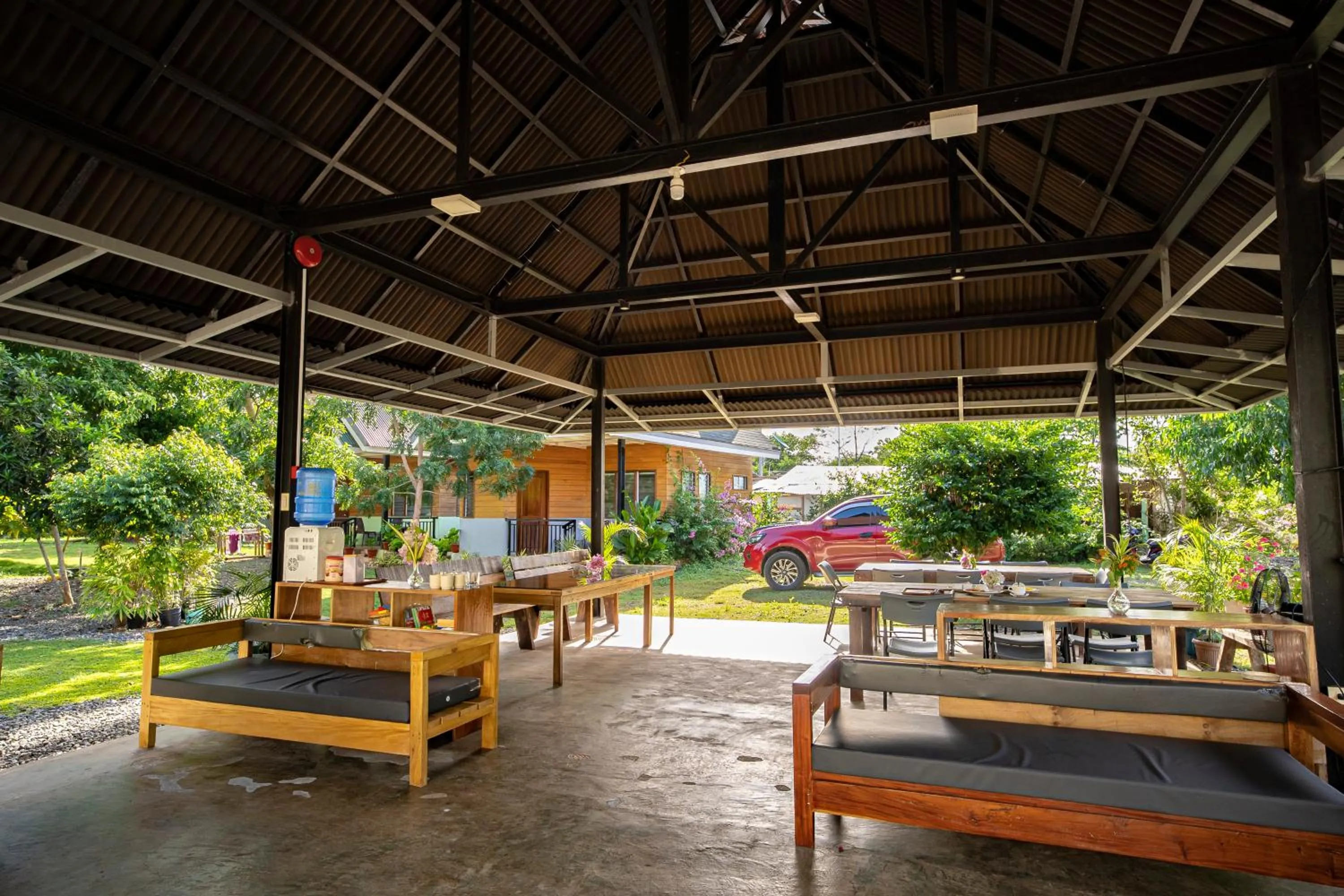 Lobby or reception in Ana-as Apartelle (GGL)