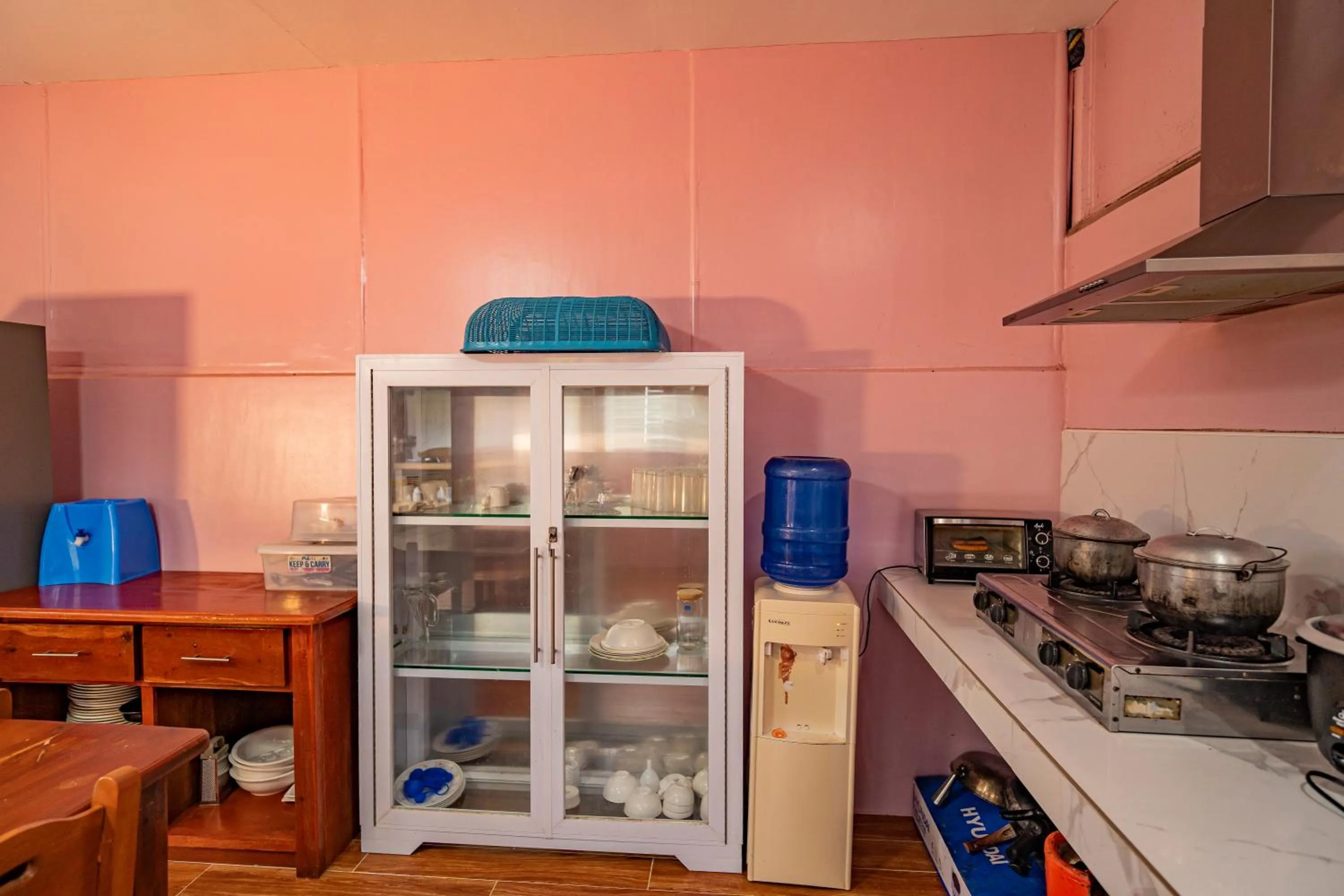 kitchen in Ana-as Apartelle (GGL)