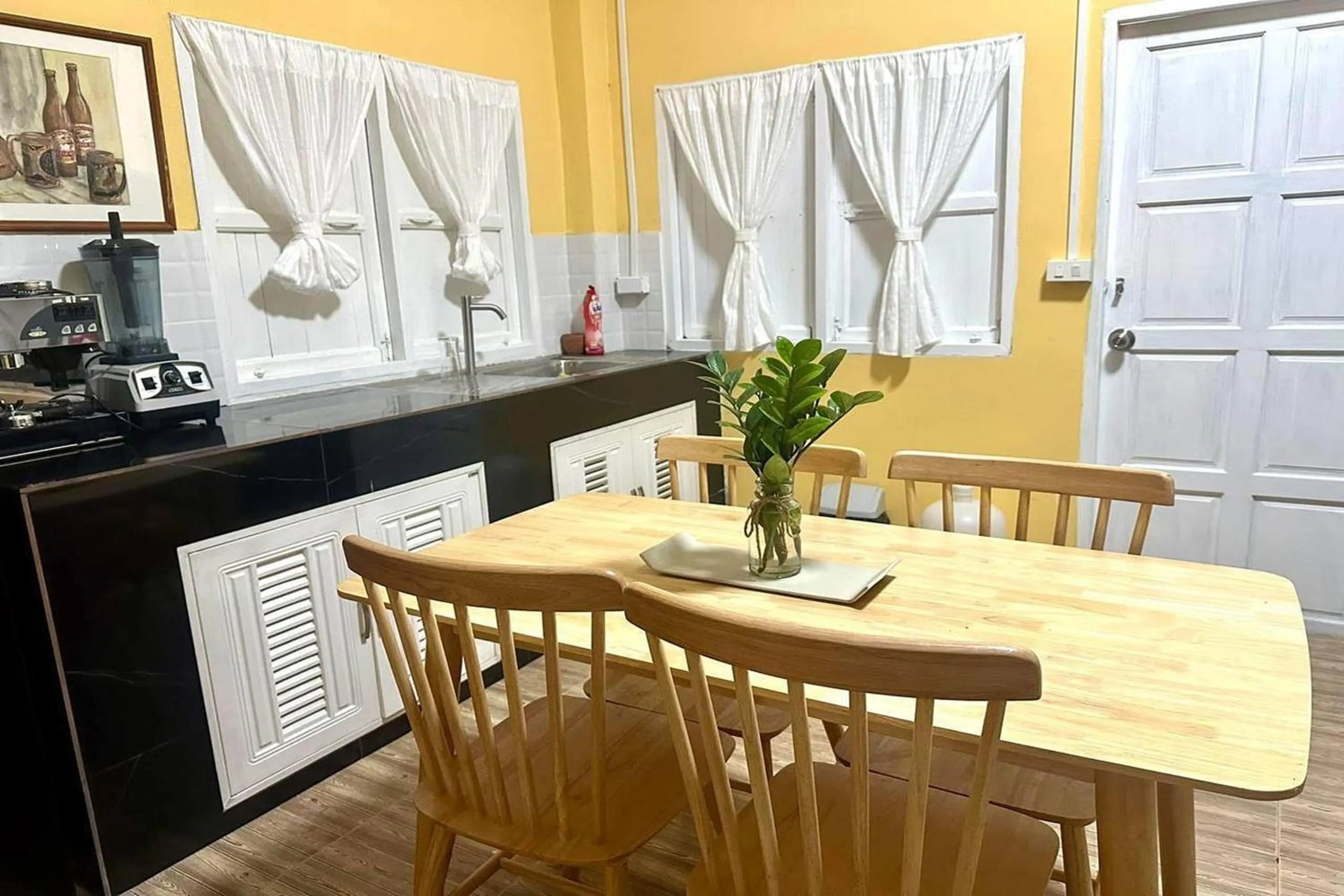 Kitchen or kitchenette in Bann Kam B&B