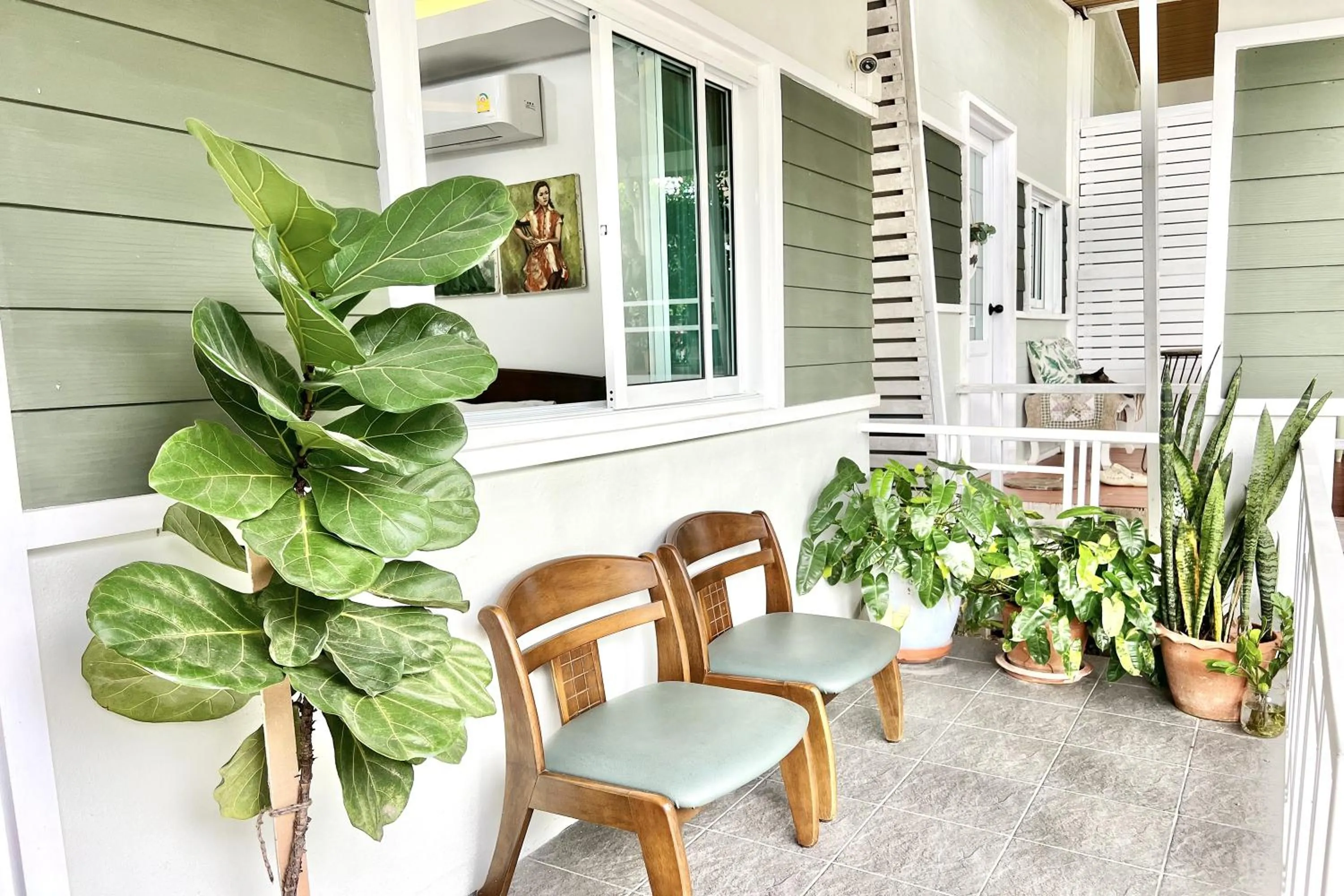 Seating area in Bann Kam B&B