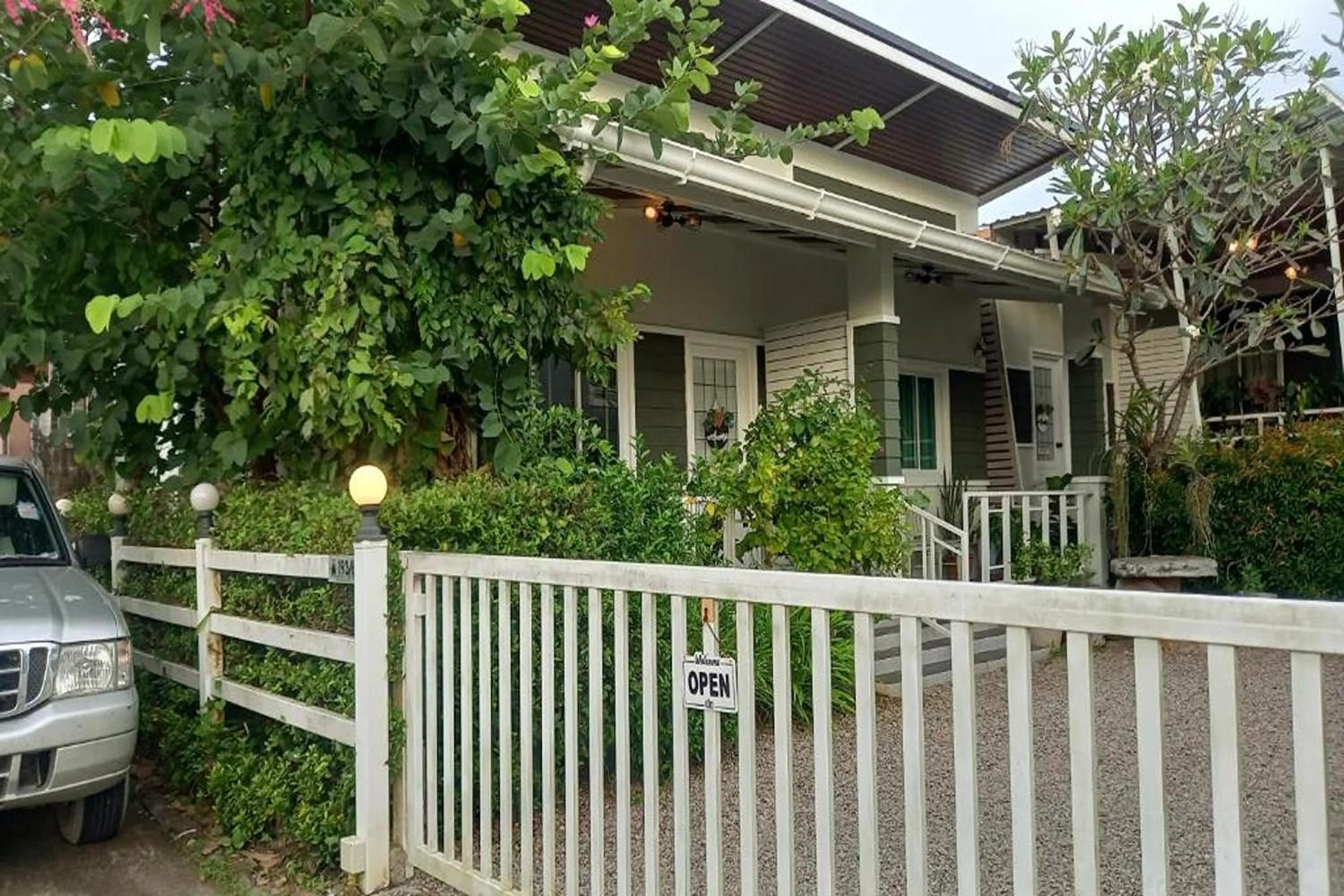 Property building in Bann Kam B&B