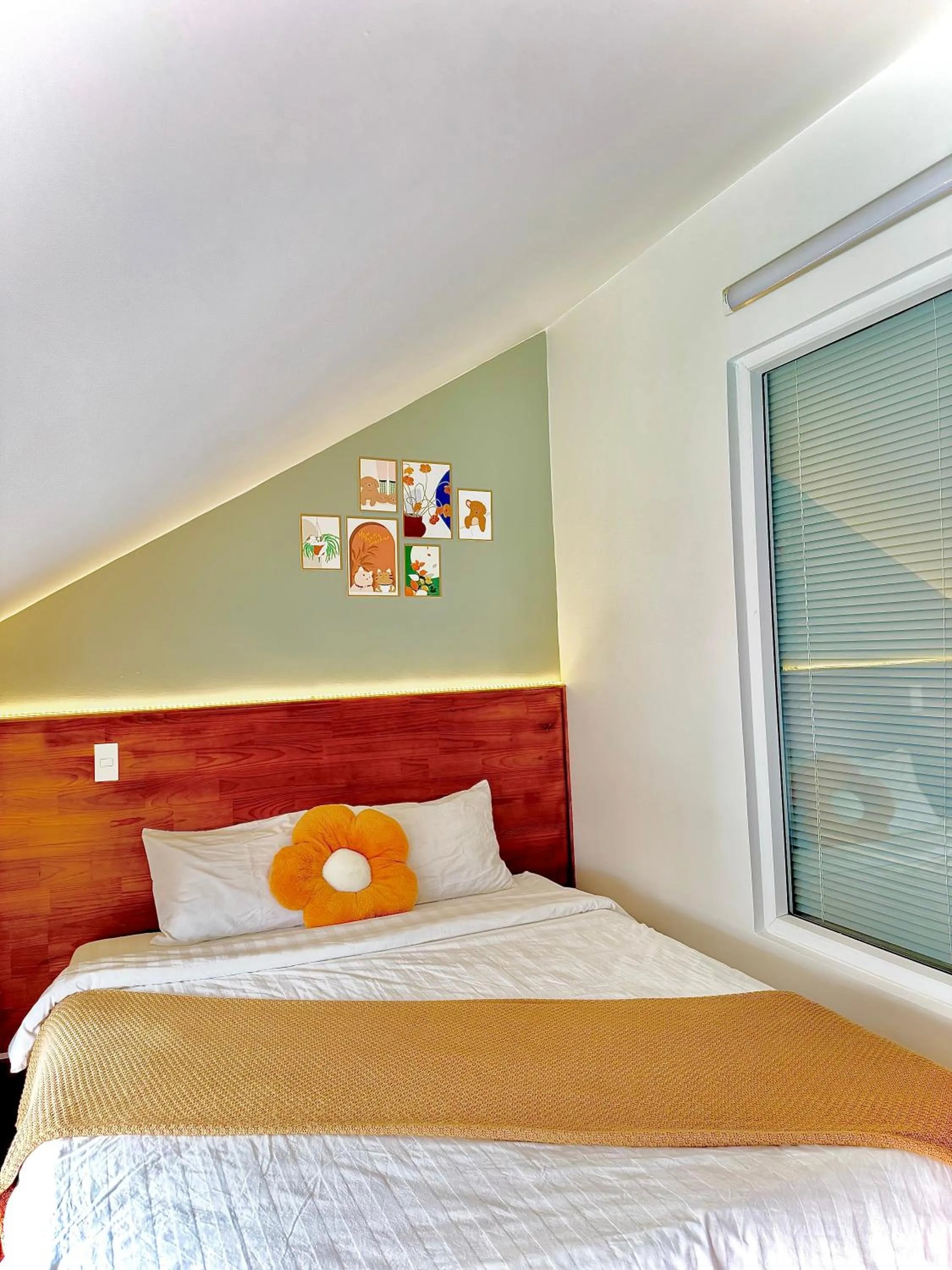 Bed in Quang Minh Dalat Hotel