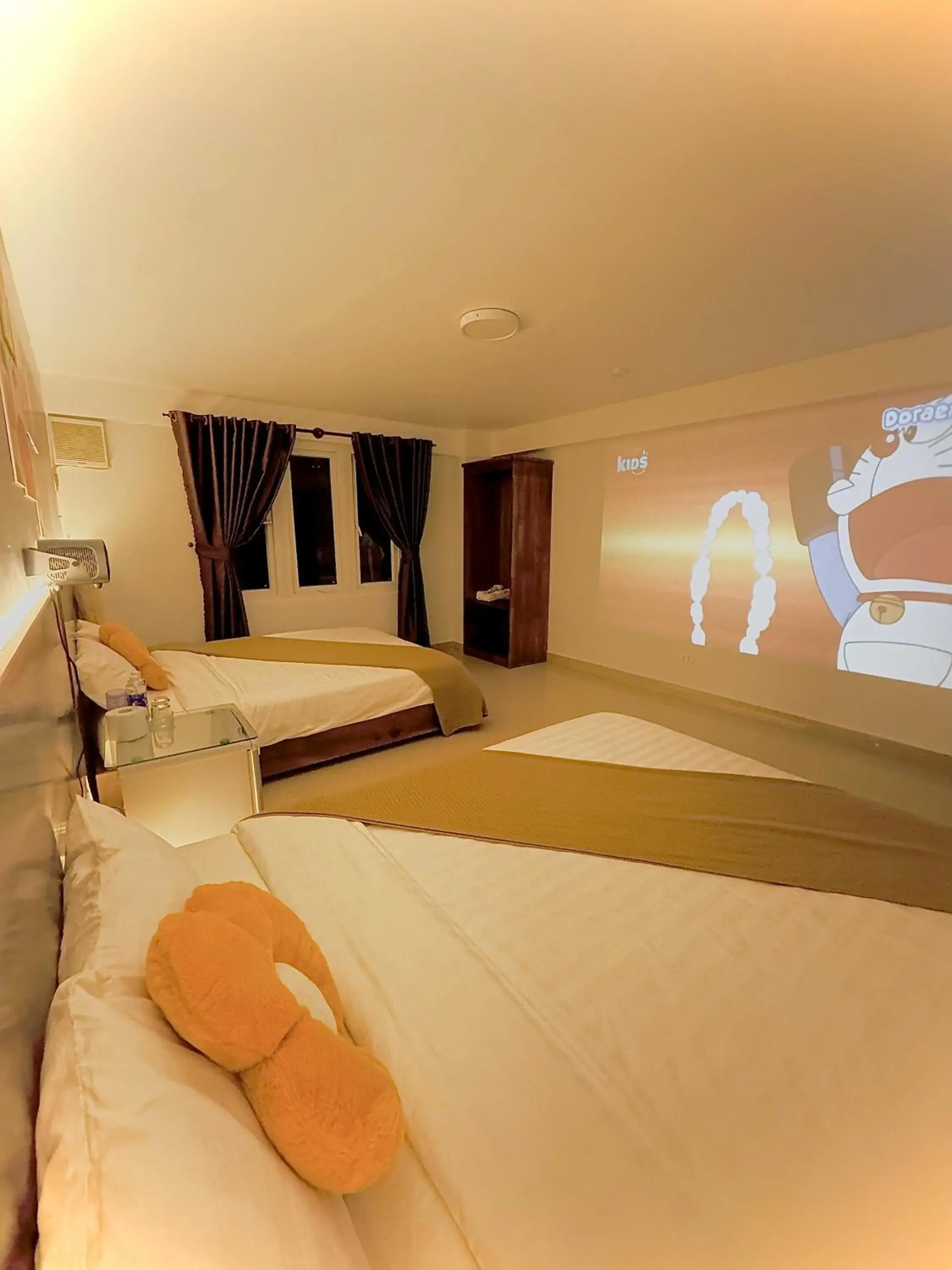 Deluxe Family Room in Quang Minh Dalat Hotel Deluxe Family Room in Quang Minh Dalat Hotel