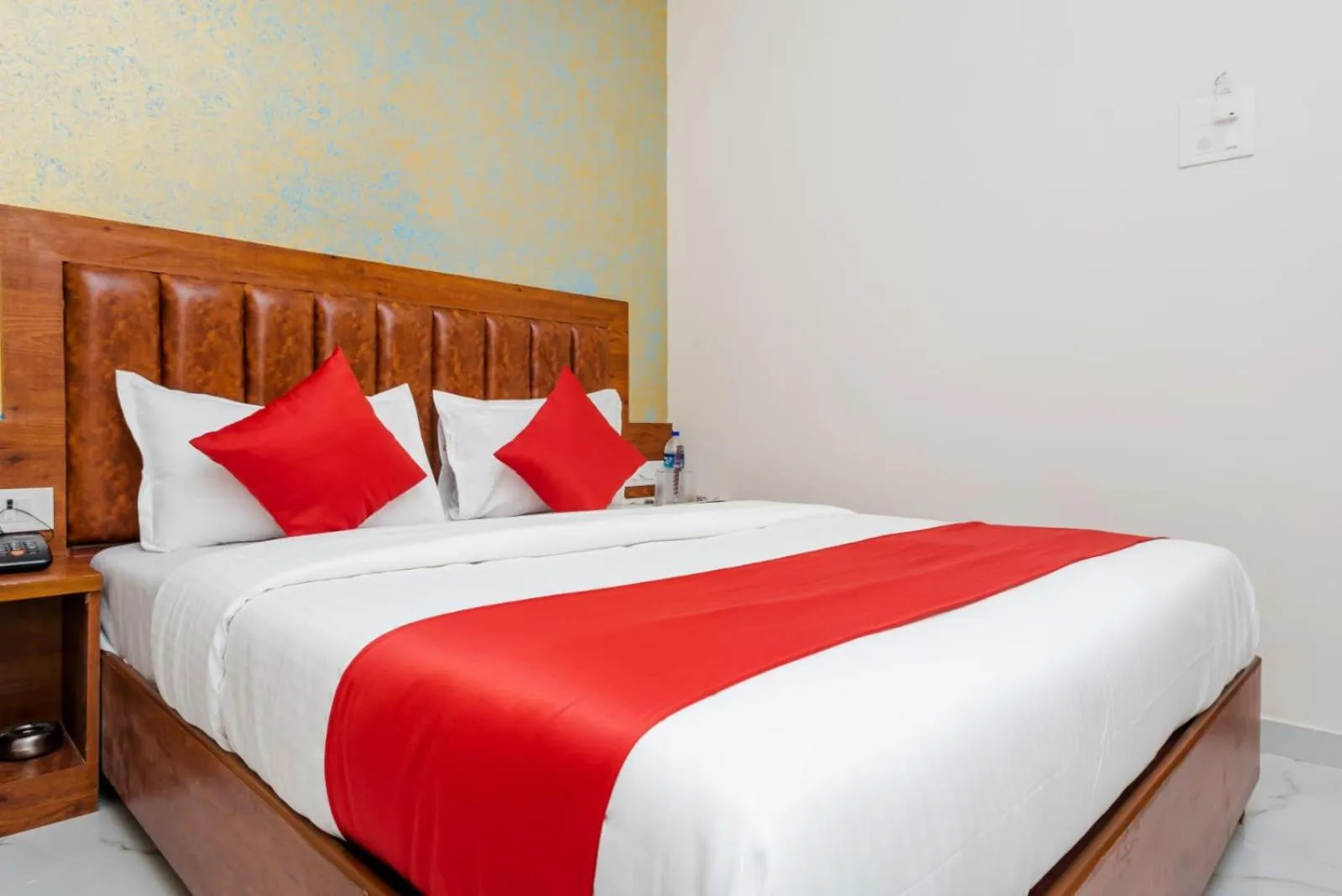 Bed in Hotel Purple Orchid