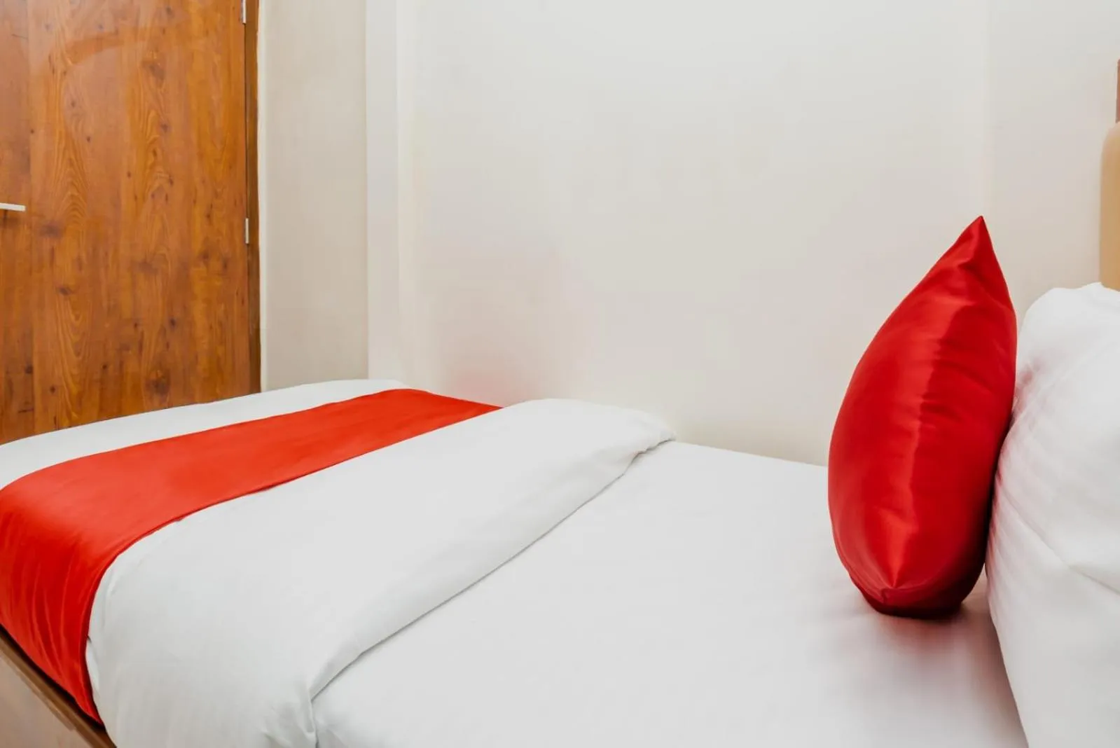 Bed in Hotel Purple Orchid