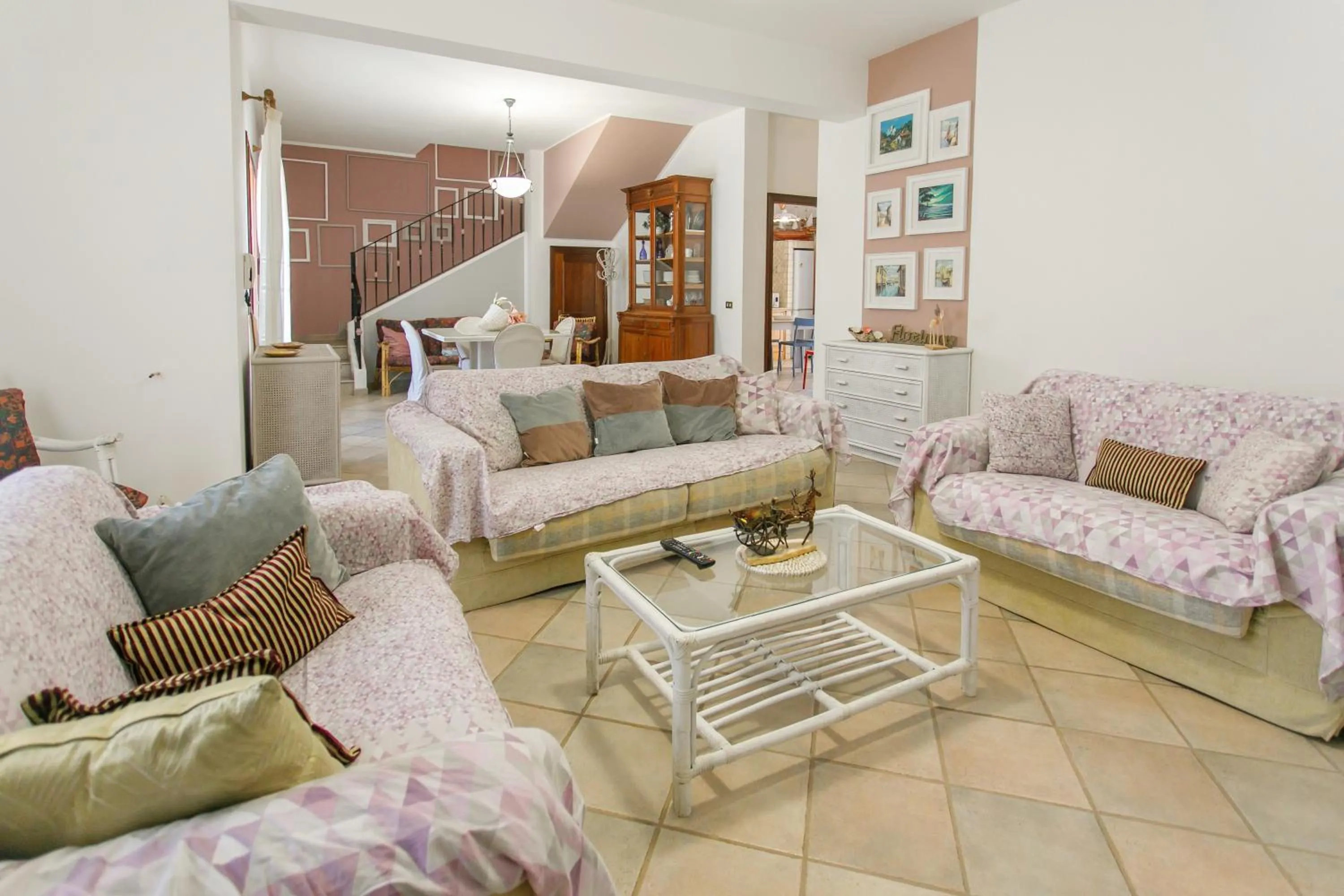 Communal lounge/ TV room in SanVitoTour- Residence Il Baglio