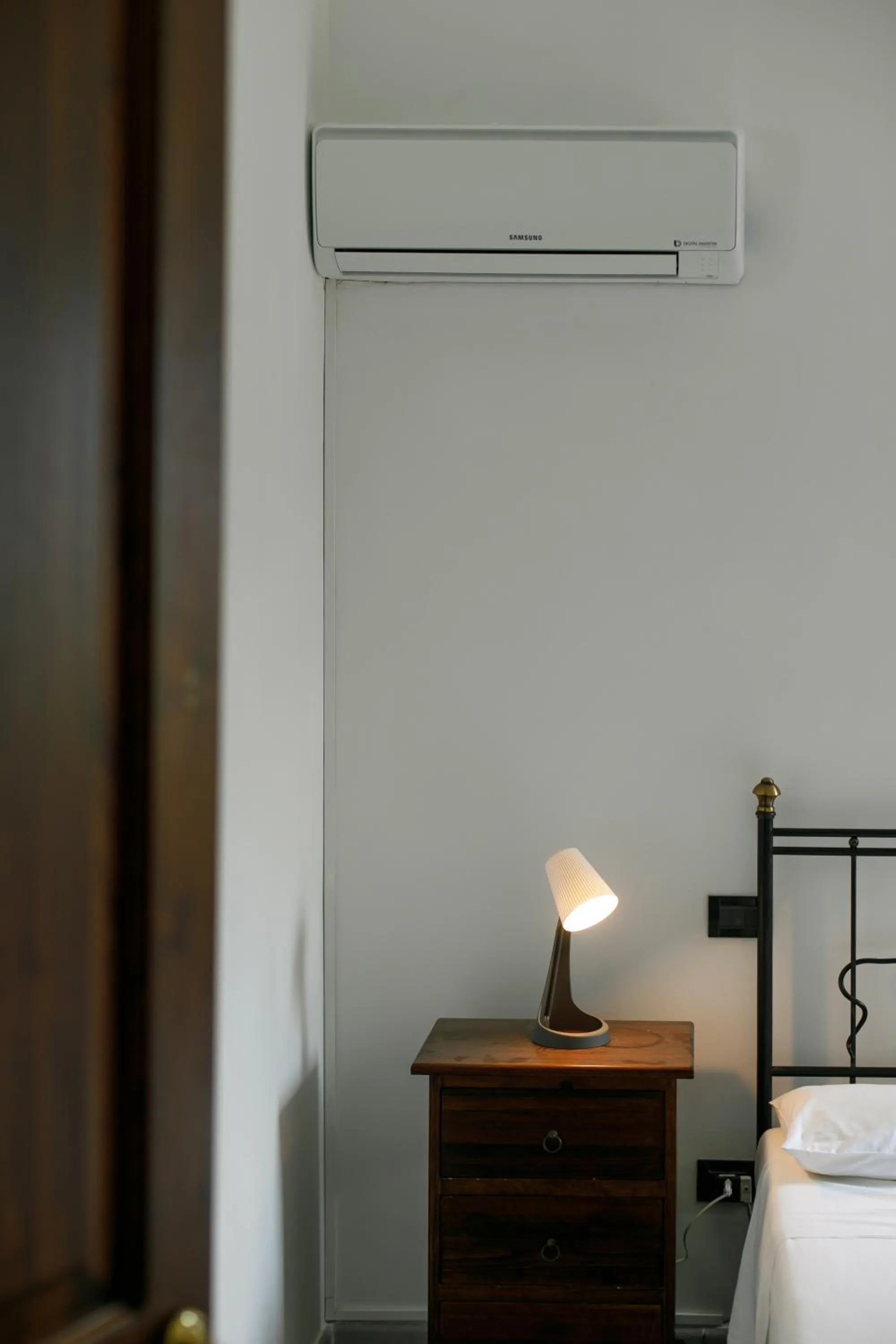 Decorative detail, Bed in SanVitoTour- Residence Il Baglio