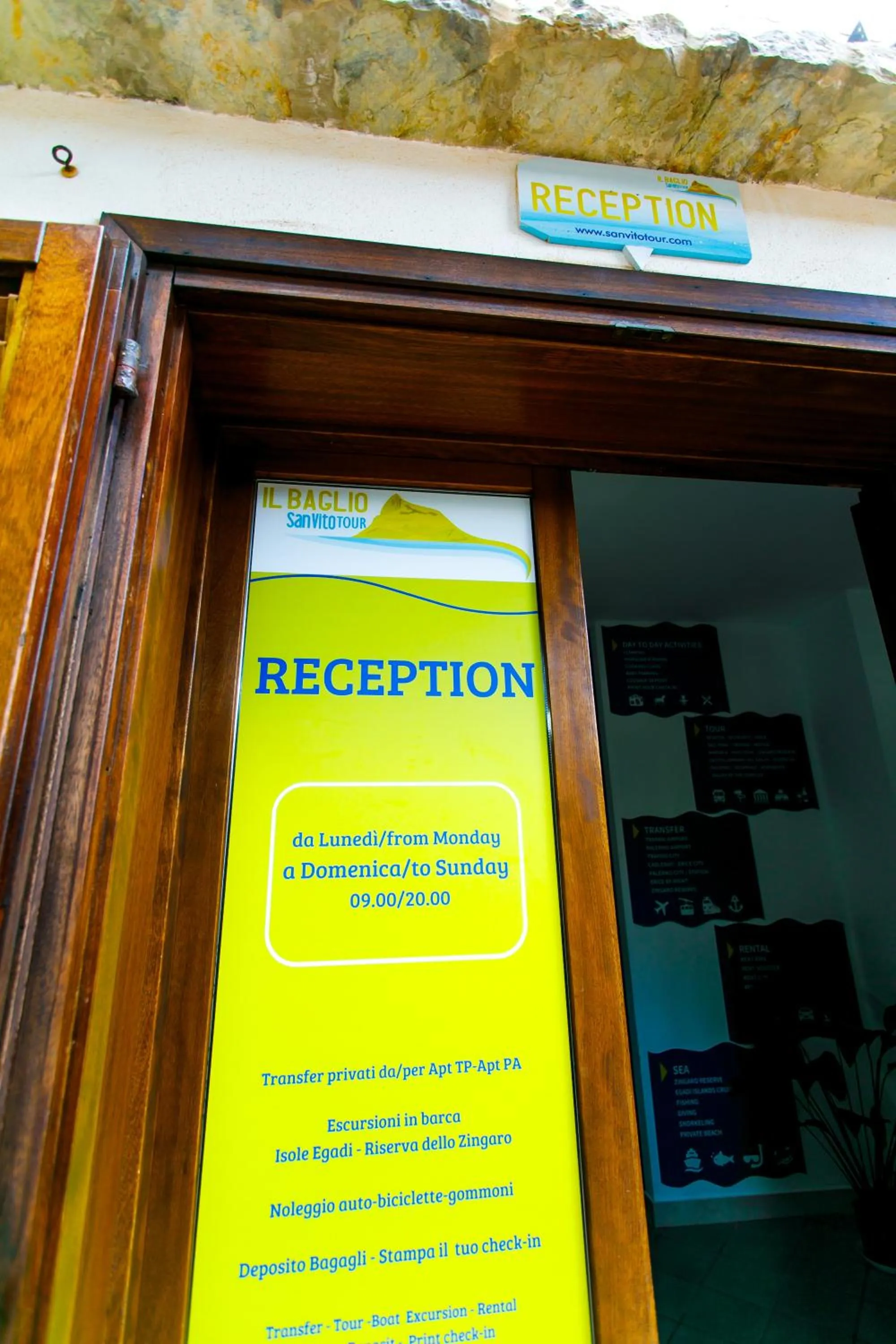 Decorative detail in SanVitoTour- Residence Il Baglio