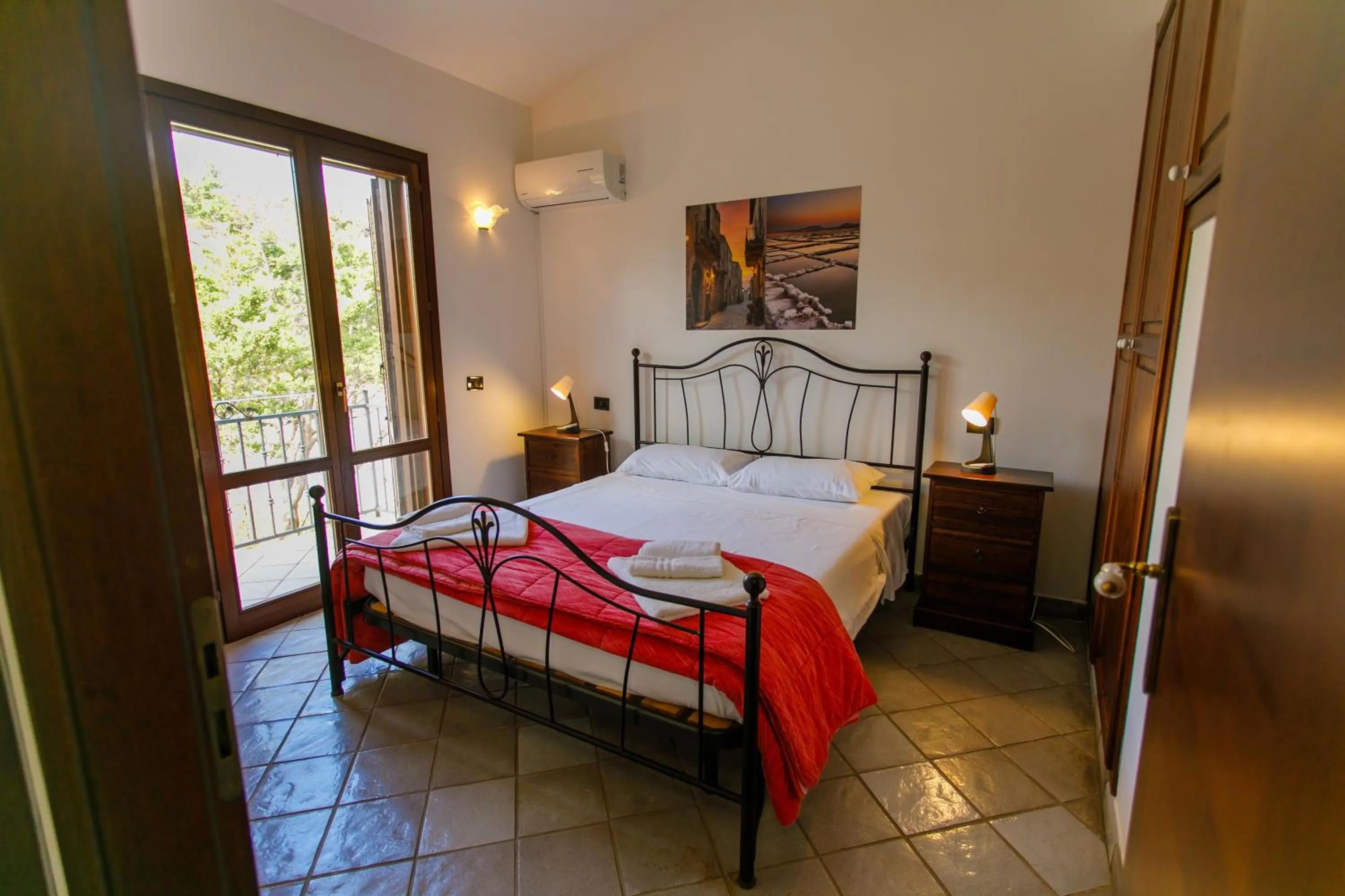 Bedroom, Bed in SanVitoTour- Residence Il Baglio