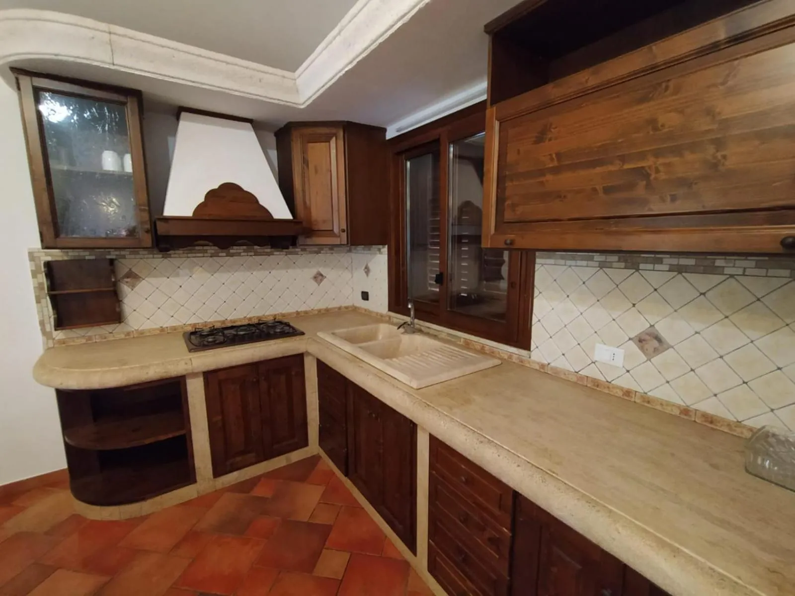 Kitchen or kitchenette in SanVitoTour- Residence Il Baglio