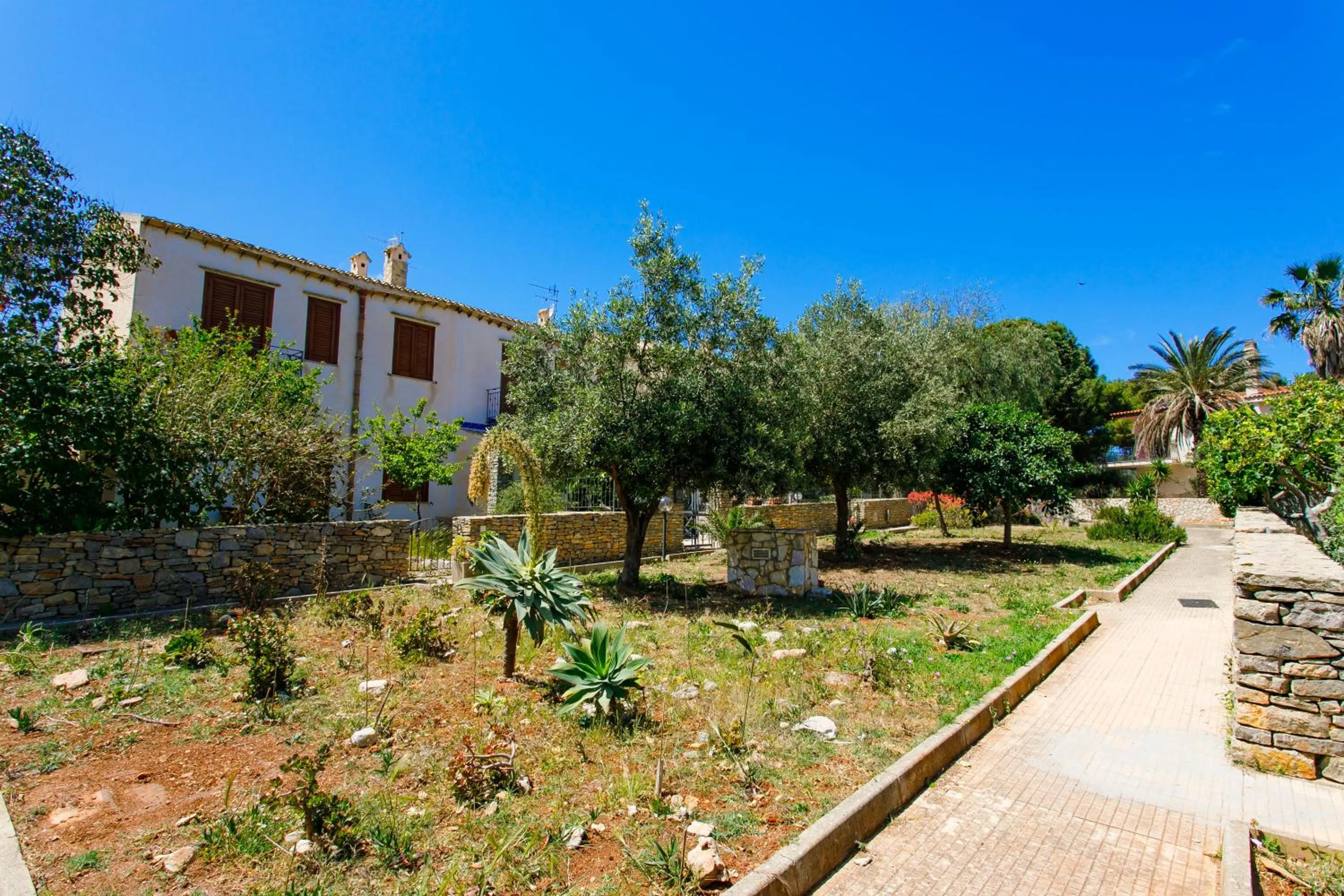 Garden in SanVitoTour- Residence Il Baglio