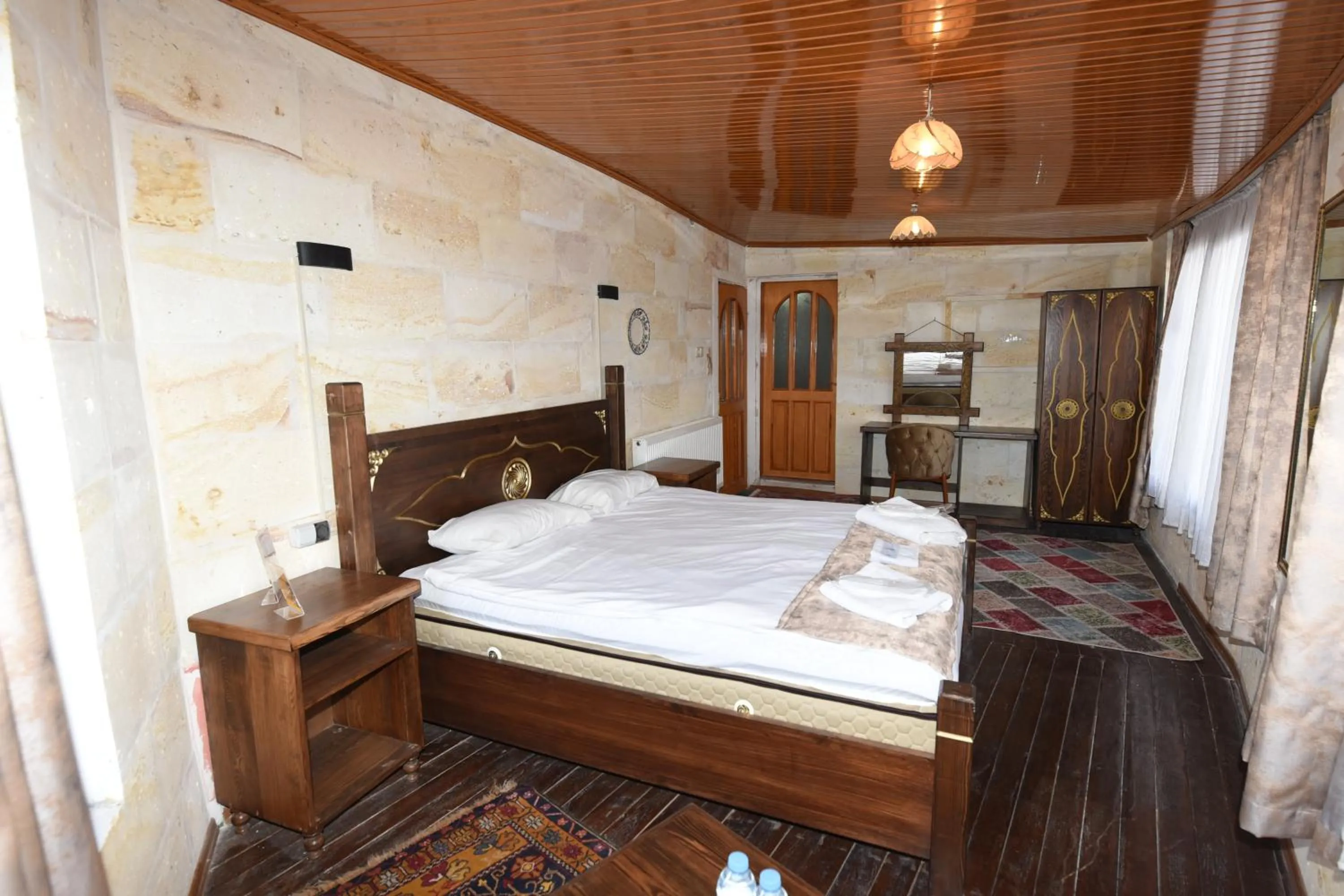 Bed in Peri Cave Hotel