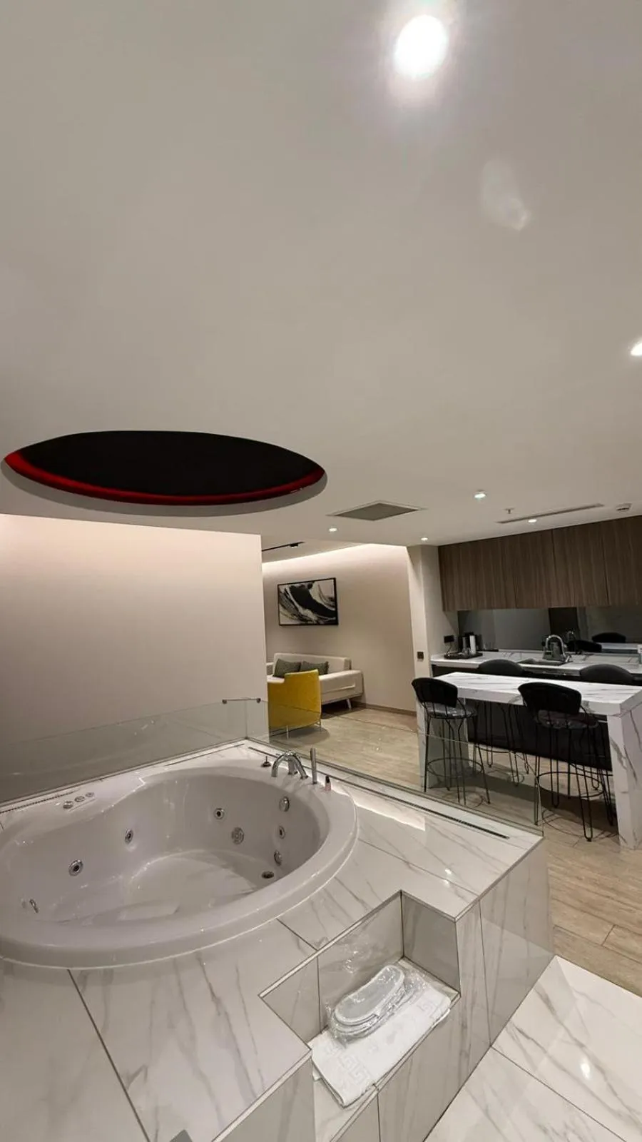 Photo of the whole room in Nish Palace Beşiktaş