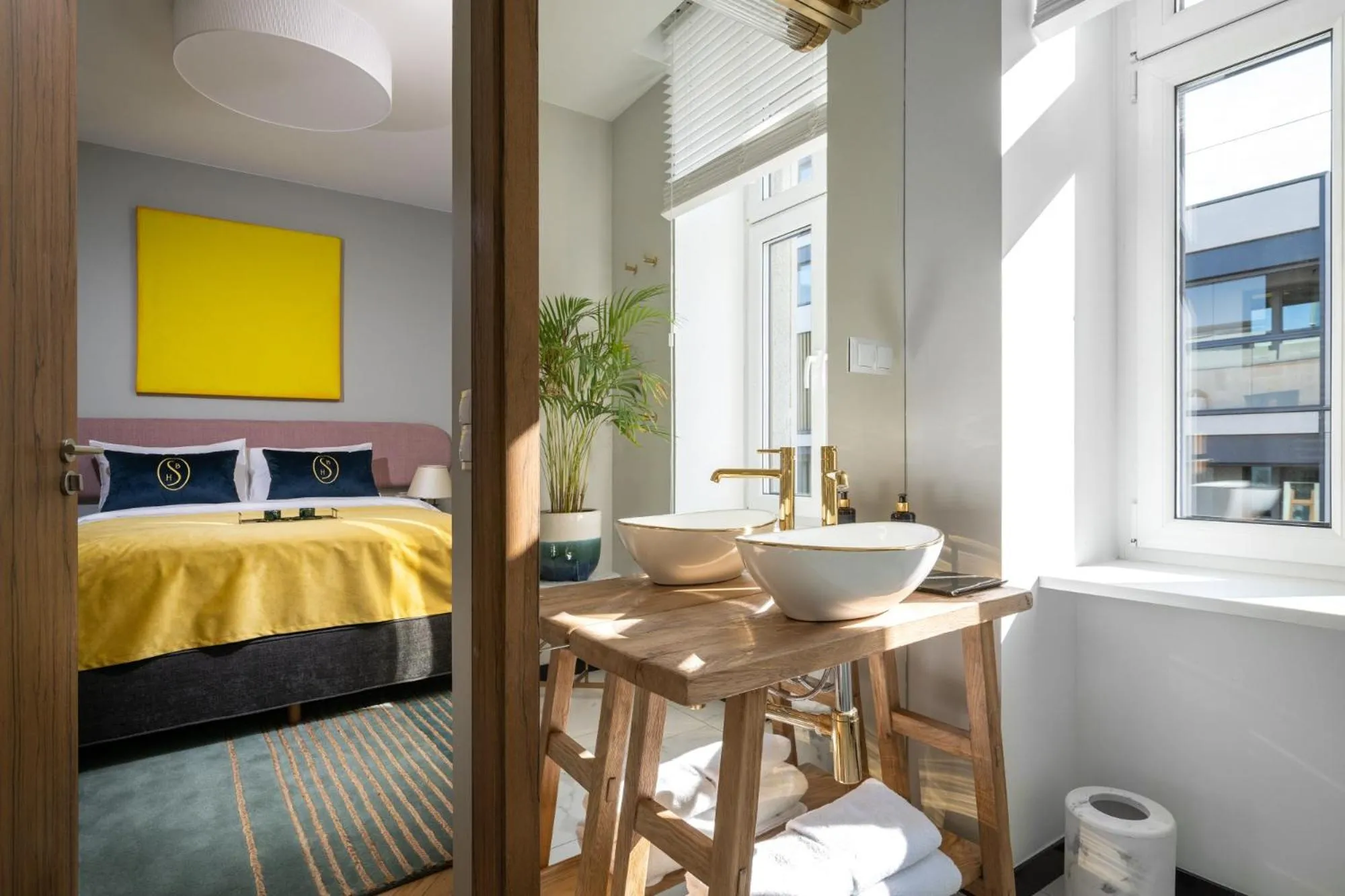 Shower, Bed in Sava Boutique Hotel