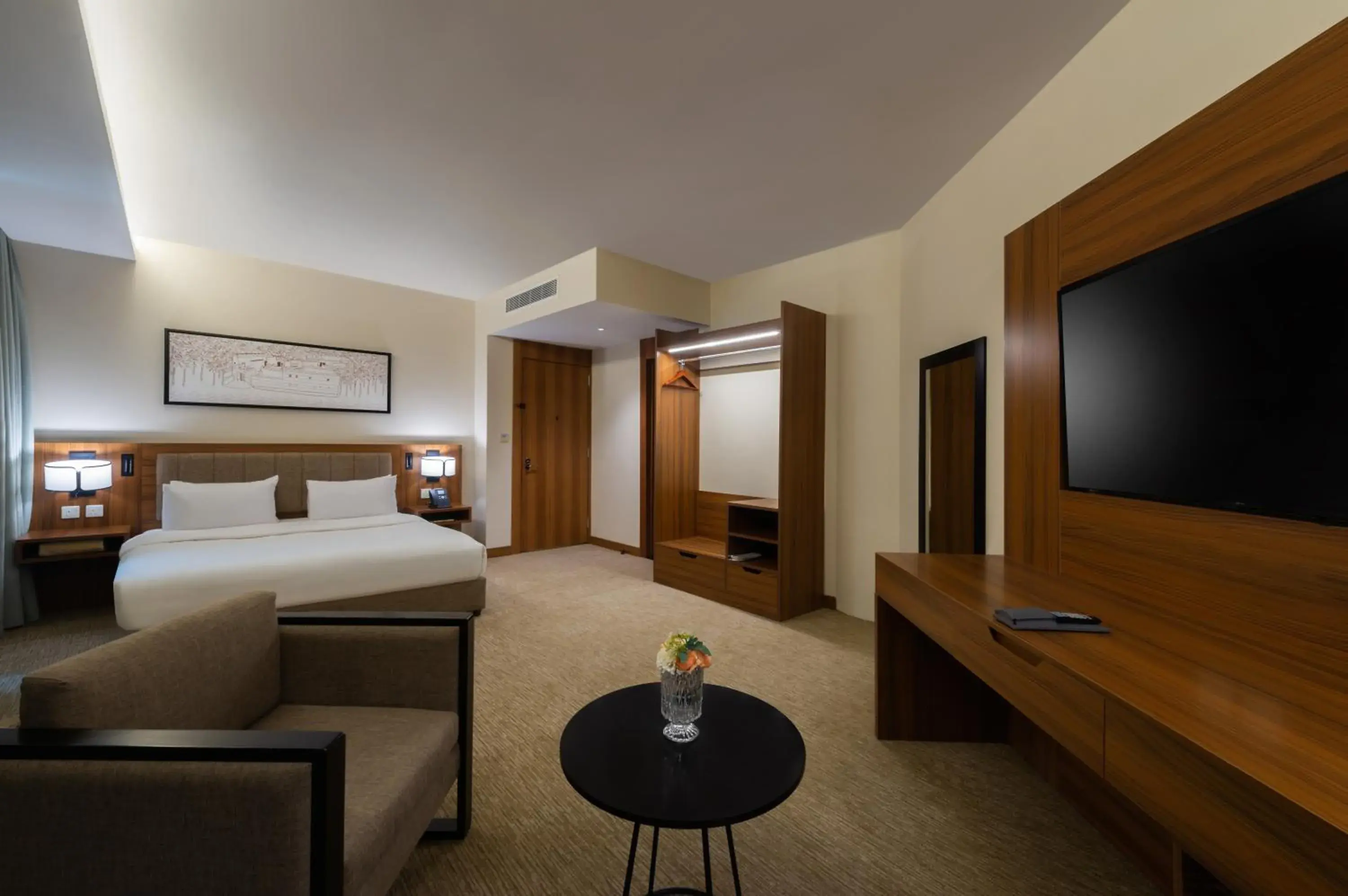 Superior Queen Room - single occupancy in HDB Financial District Superior Queen Room - single occupancy in HDB Financial District