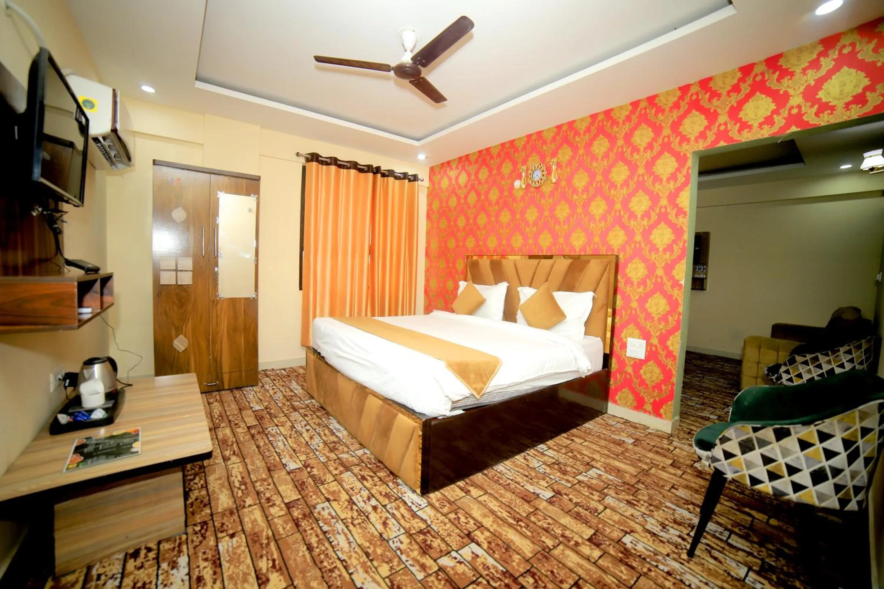 Bed in Tulsi Garden- Near Prem Mandir Vrindavan