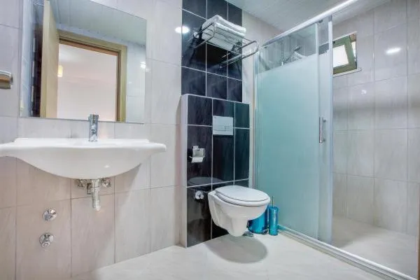 Bathroom in Greenlife hotel