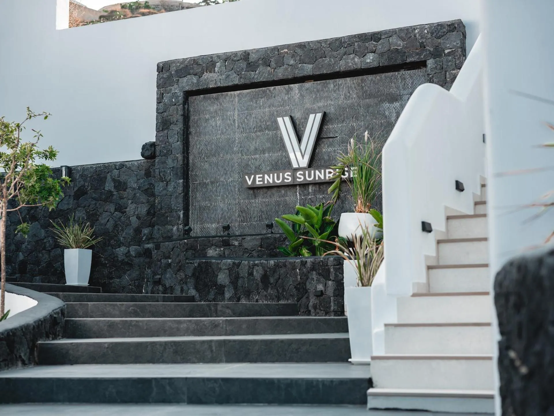 Facade/entrance in Venus Sunrise Suites & Villas