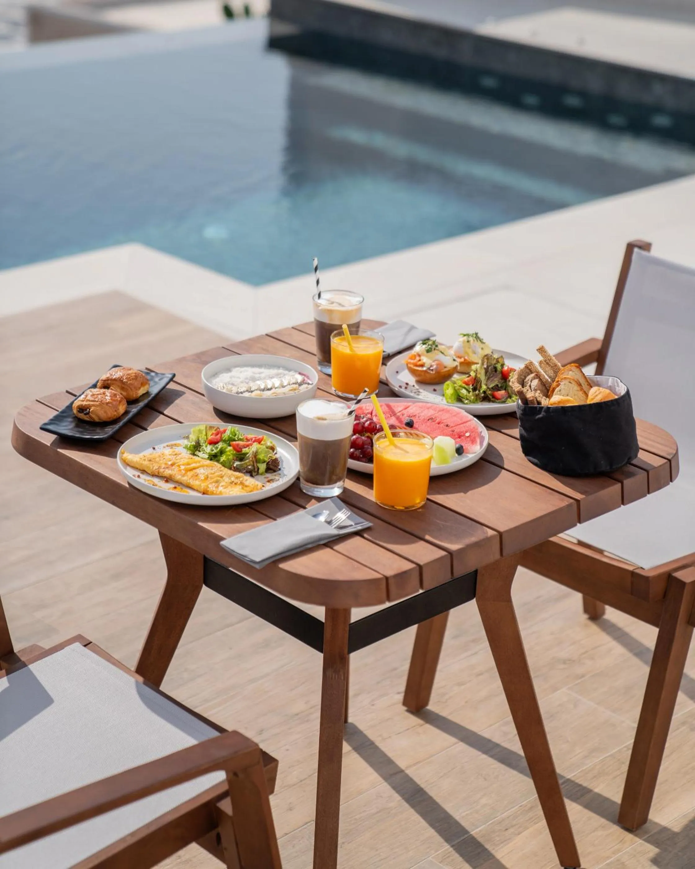Breakfast in Venus Sunrise Suites & Villas