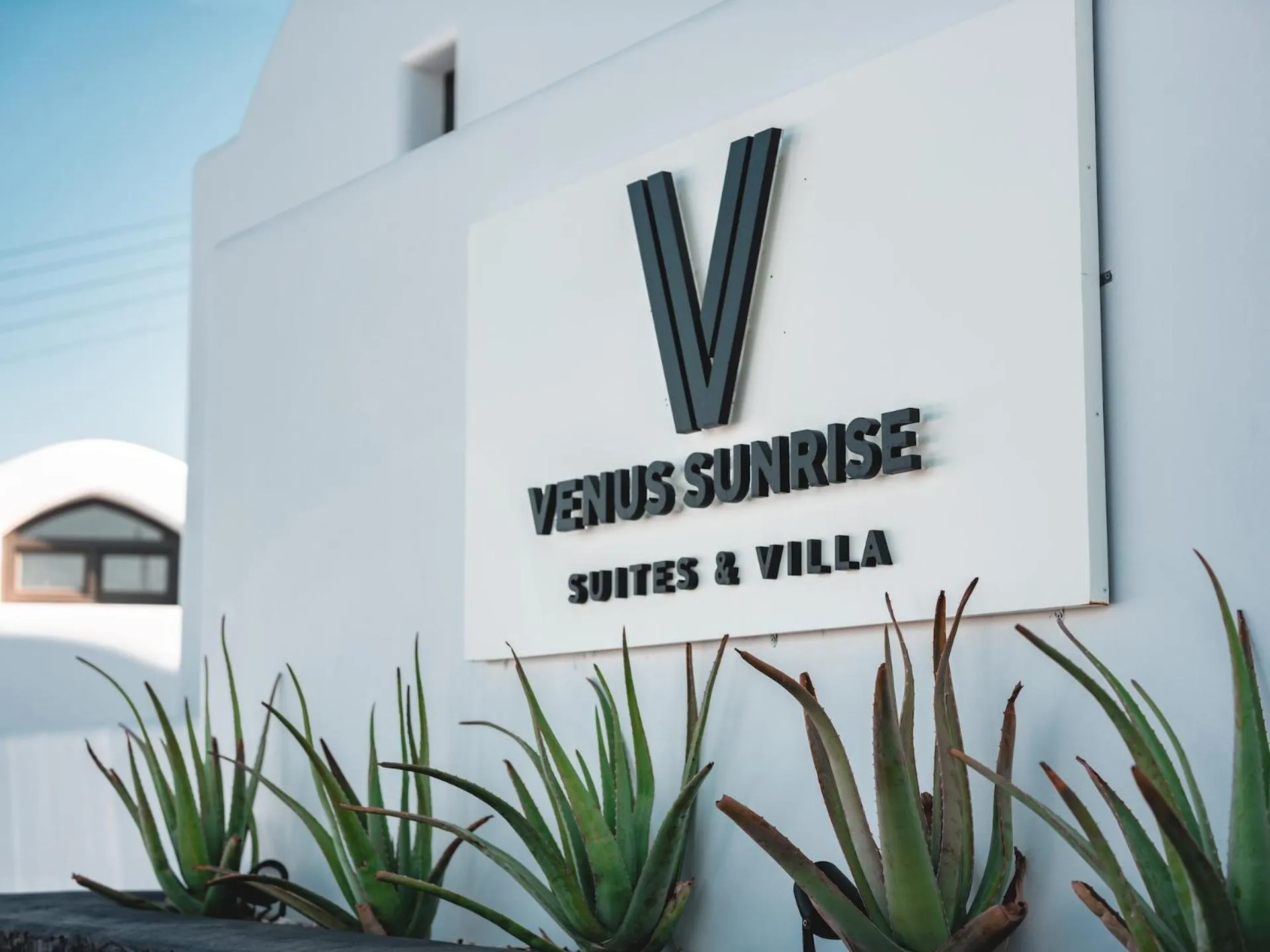 Facade/entrance in Venus Sunrise Suites & Villas