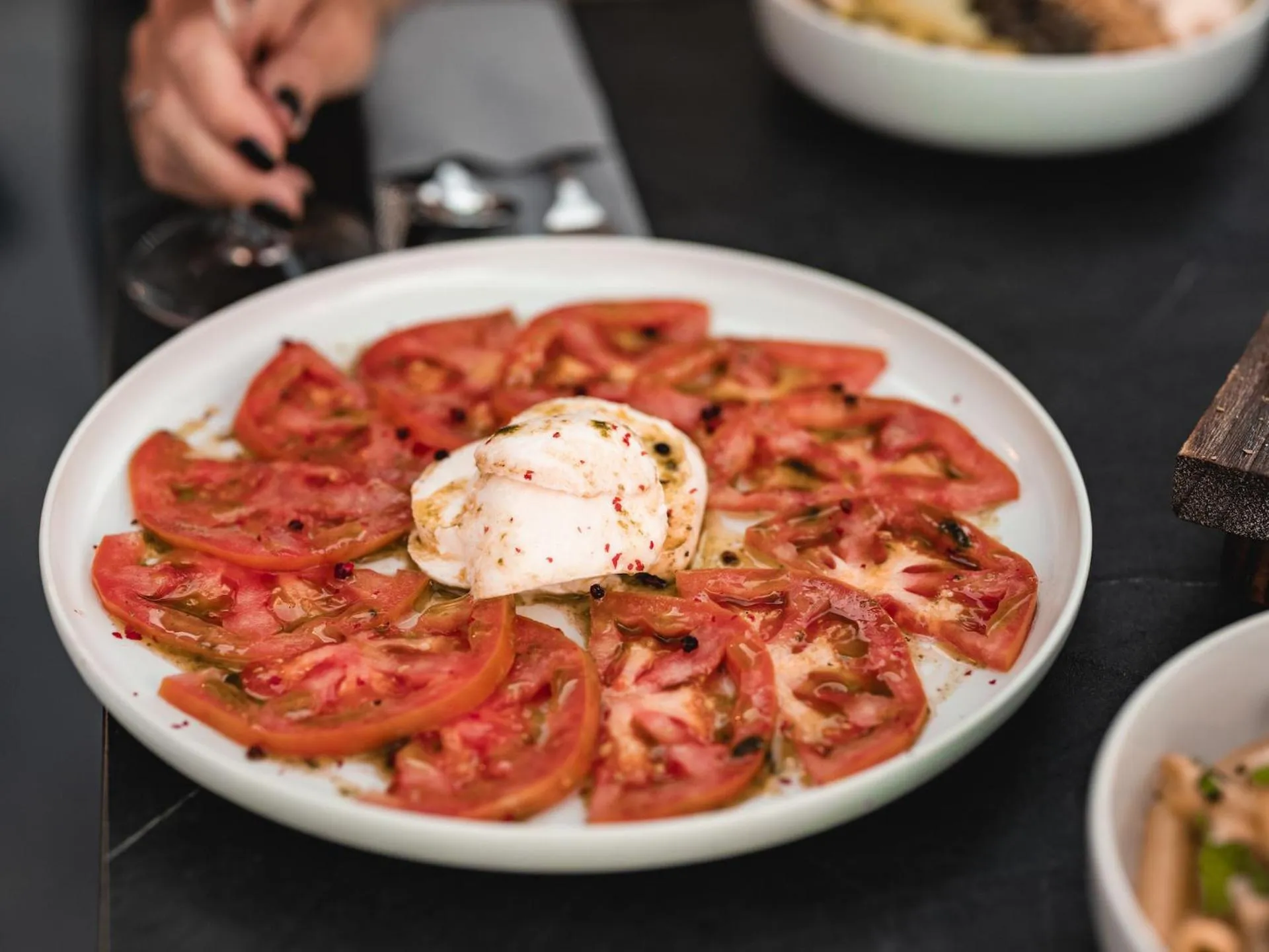 Restaurant/places to eat in Venus Sunrise Suites & Villas