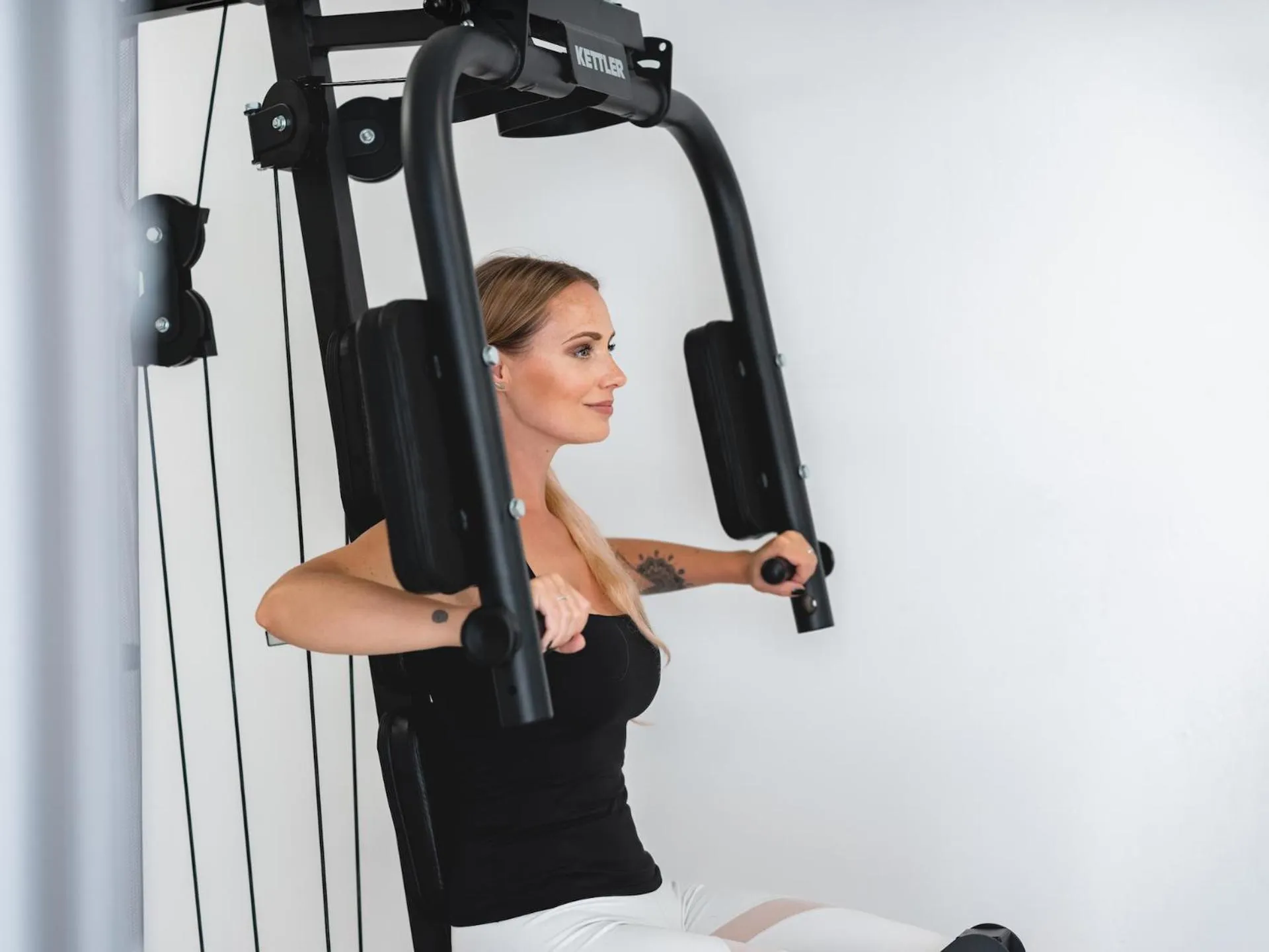 Fitness centre/facilities in Venus Sunrise Suites & Villas