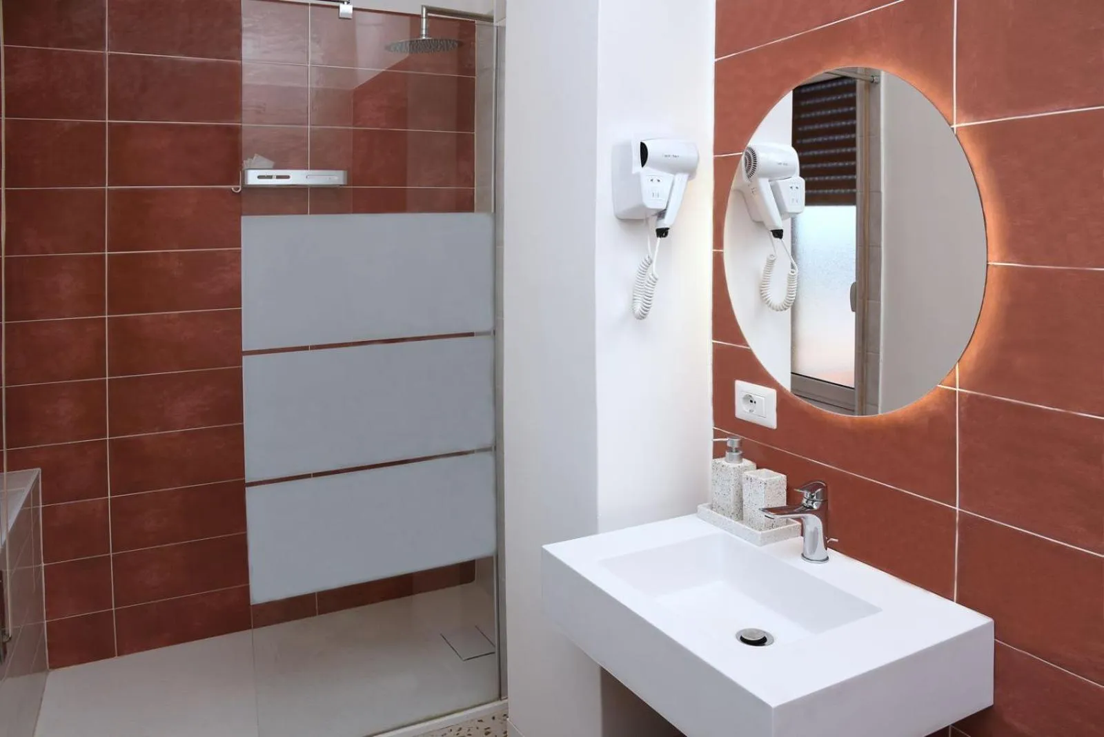 Shower in ART FLAT MUNICIPIO