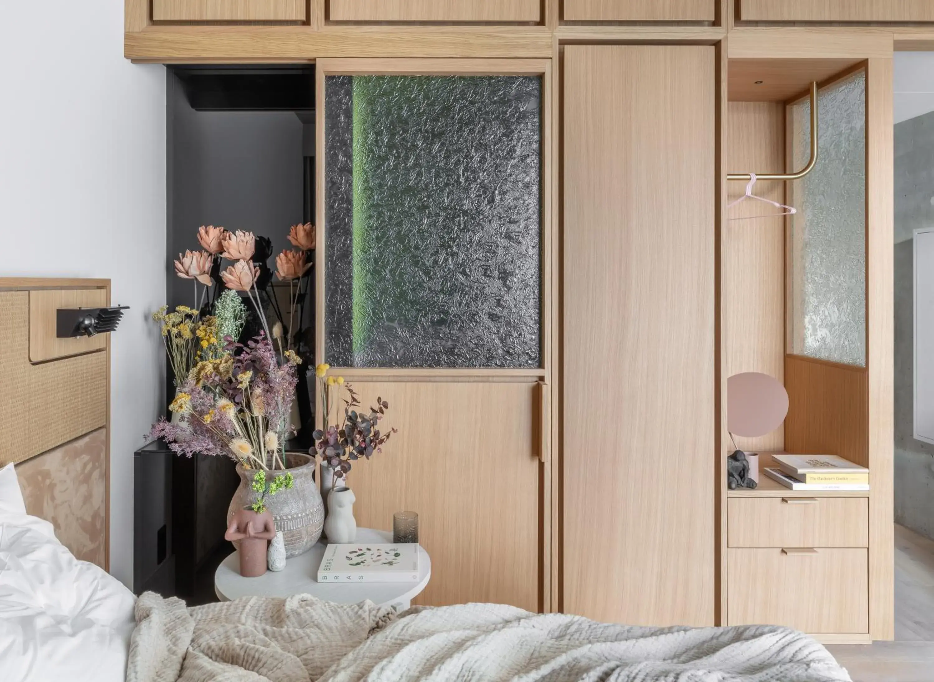 City Studio in Locke at East Side Gallery City Studio in Locke at East Side Gallery