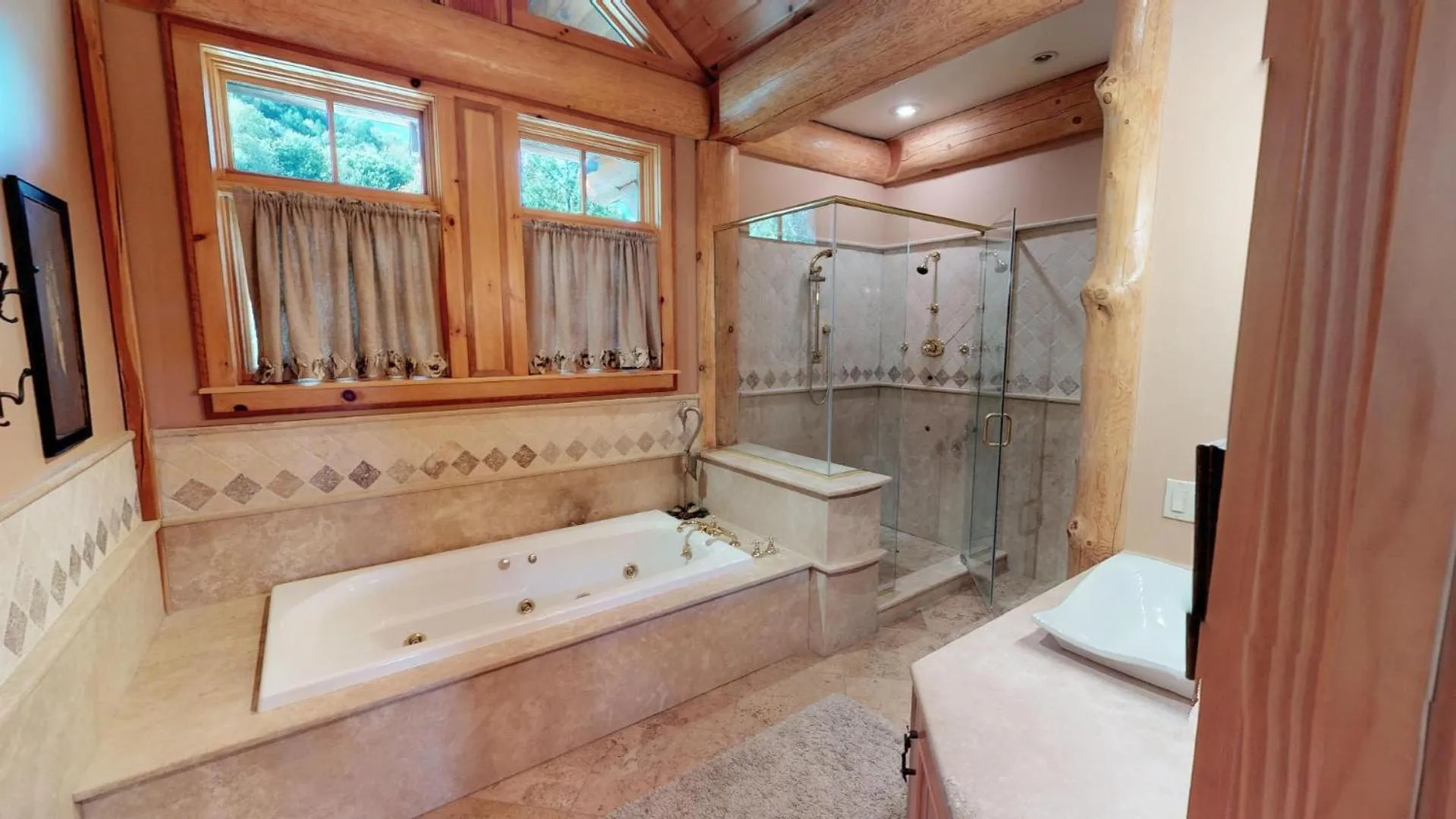 Bathroom in Cayuga Lodge South